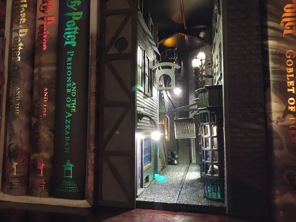Knockturn Alley Book Nook