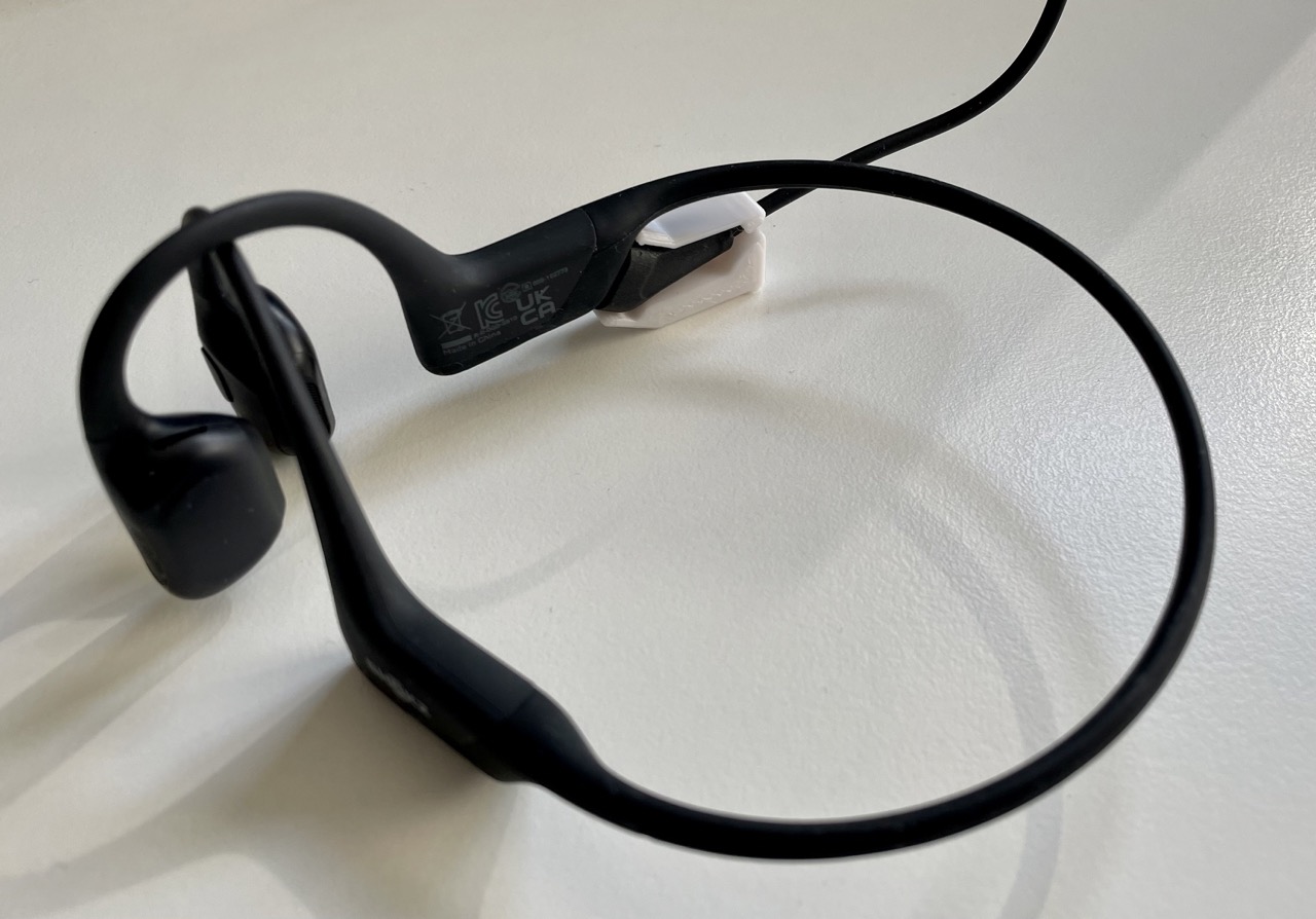Charge Mount for Shokz OpenComm and OpenRun Pro