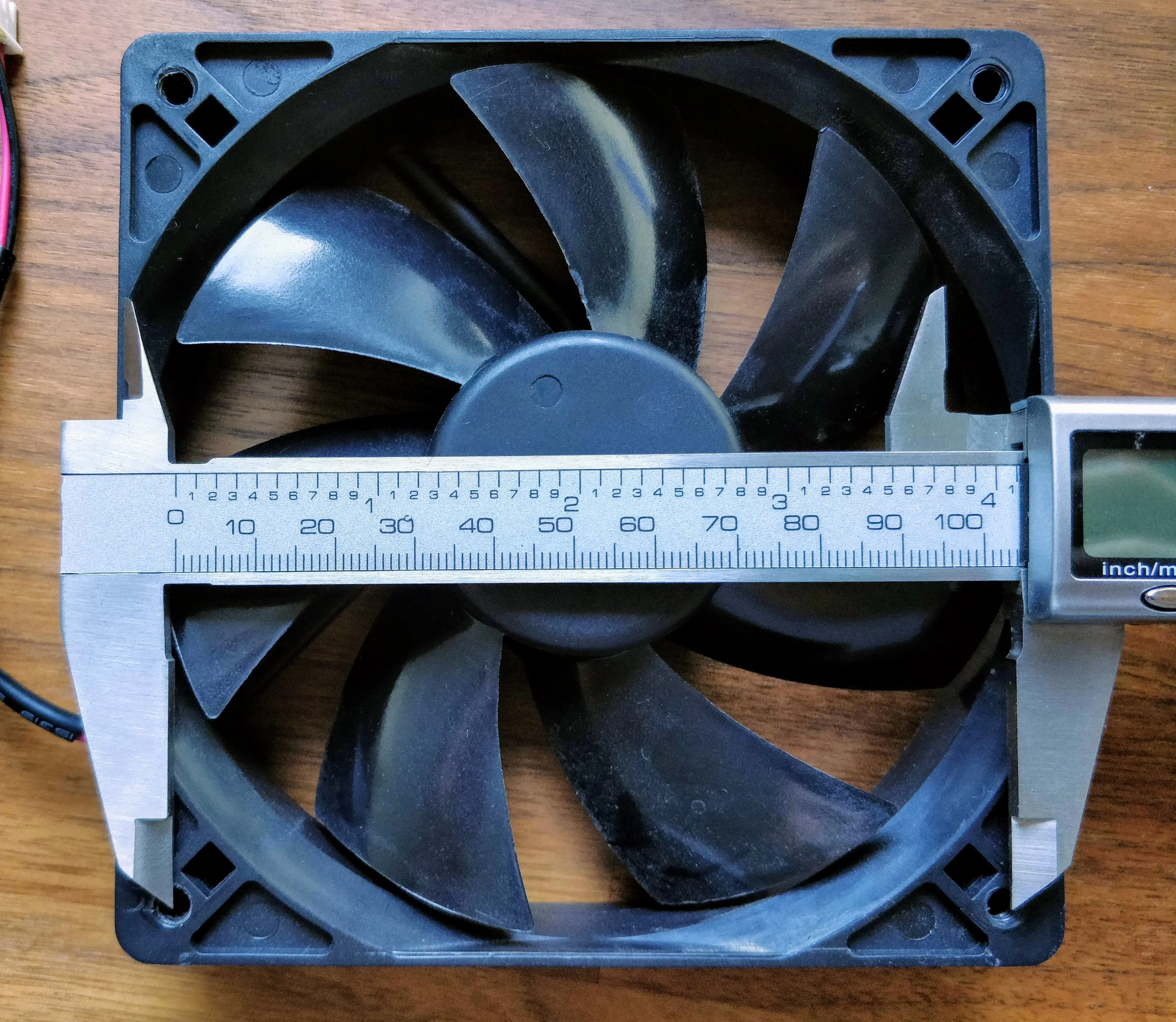 Simple Fanmount