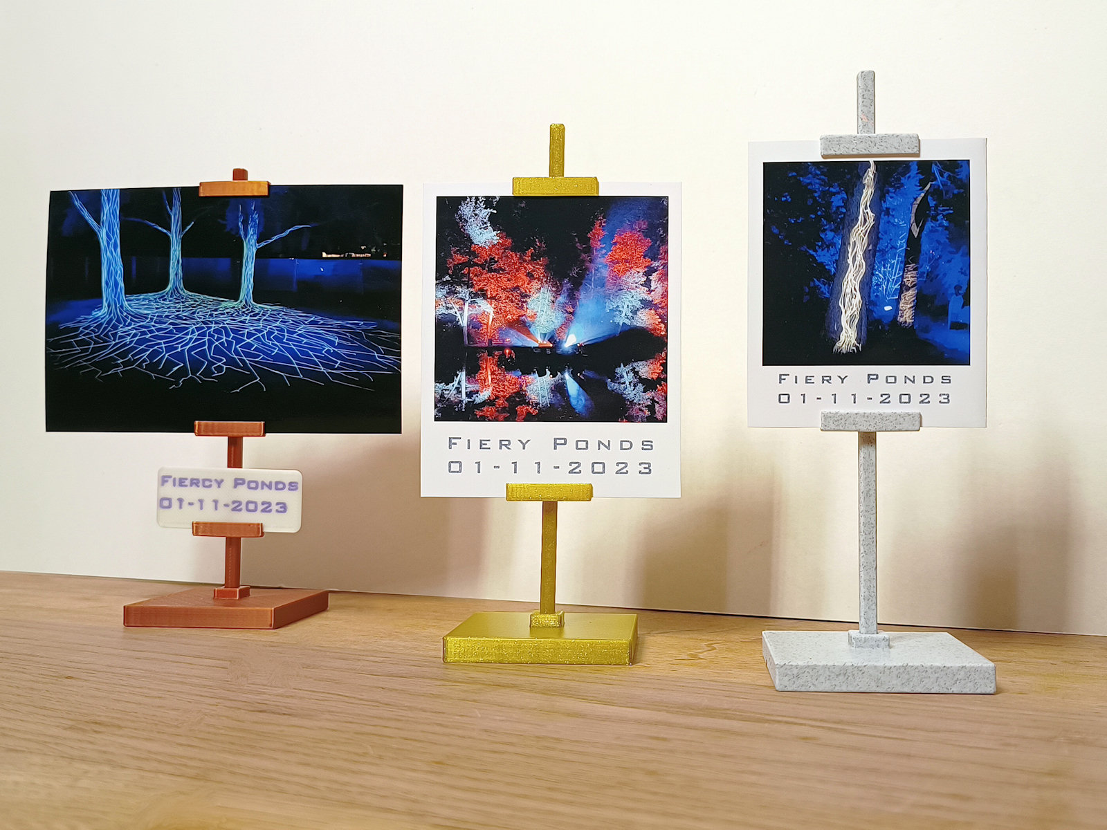 Instant Photo Easel (fully customizable)