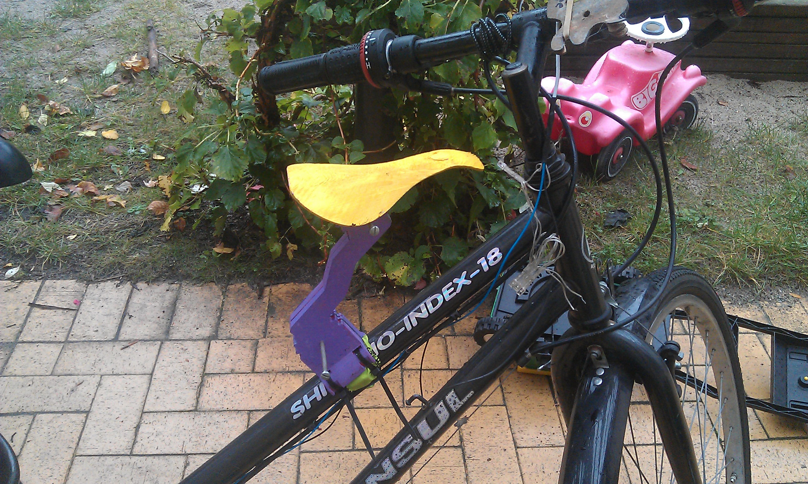 Child Saddle for Woman's bike with customizable position, angle and height