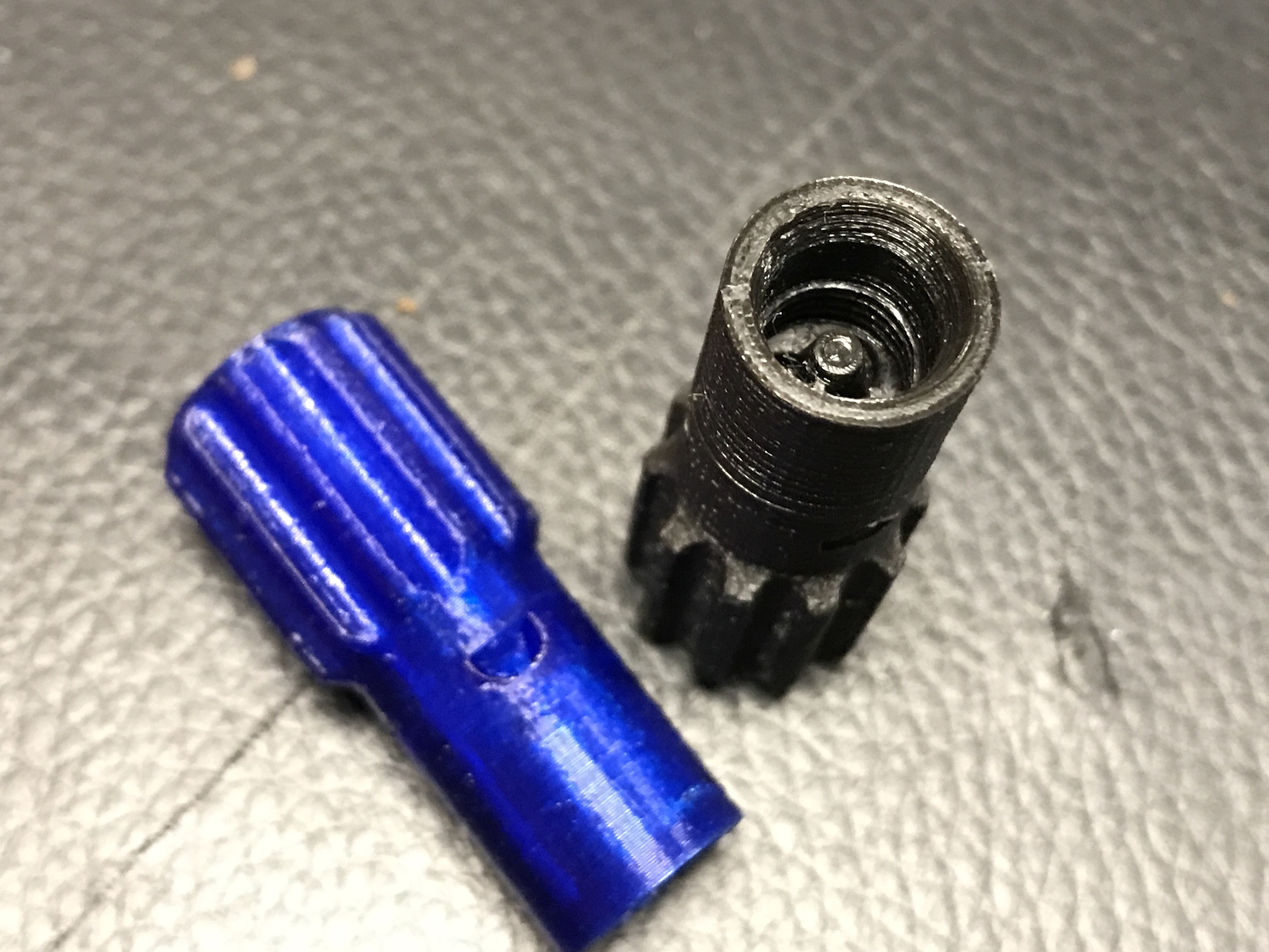 derSchraederFlatter - Tire deflator for Schraeder valves