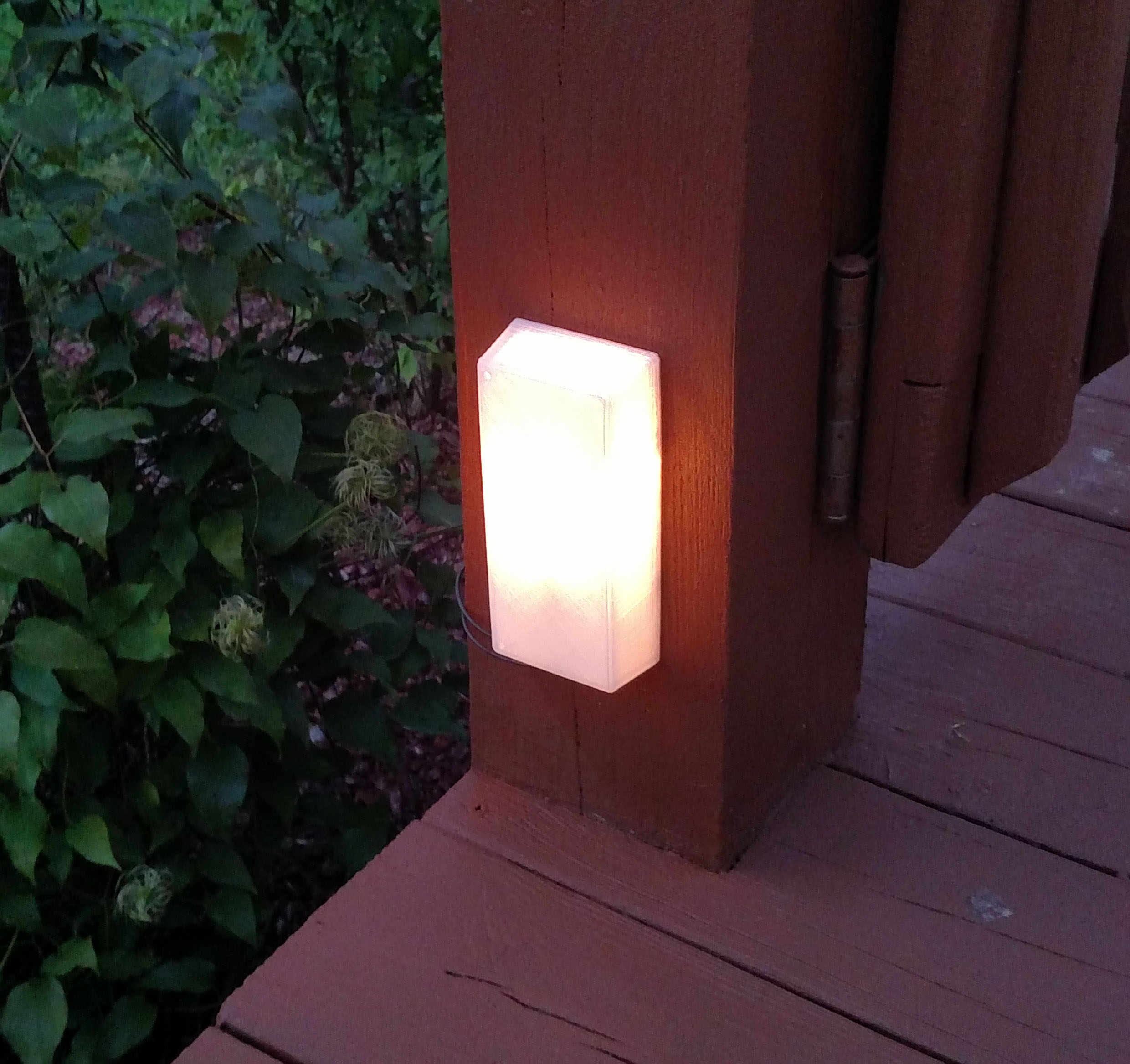 Outdoor Deck Accent Lighting