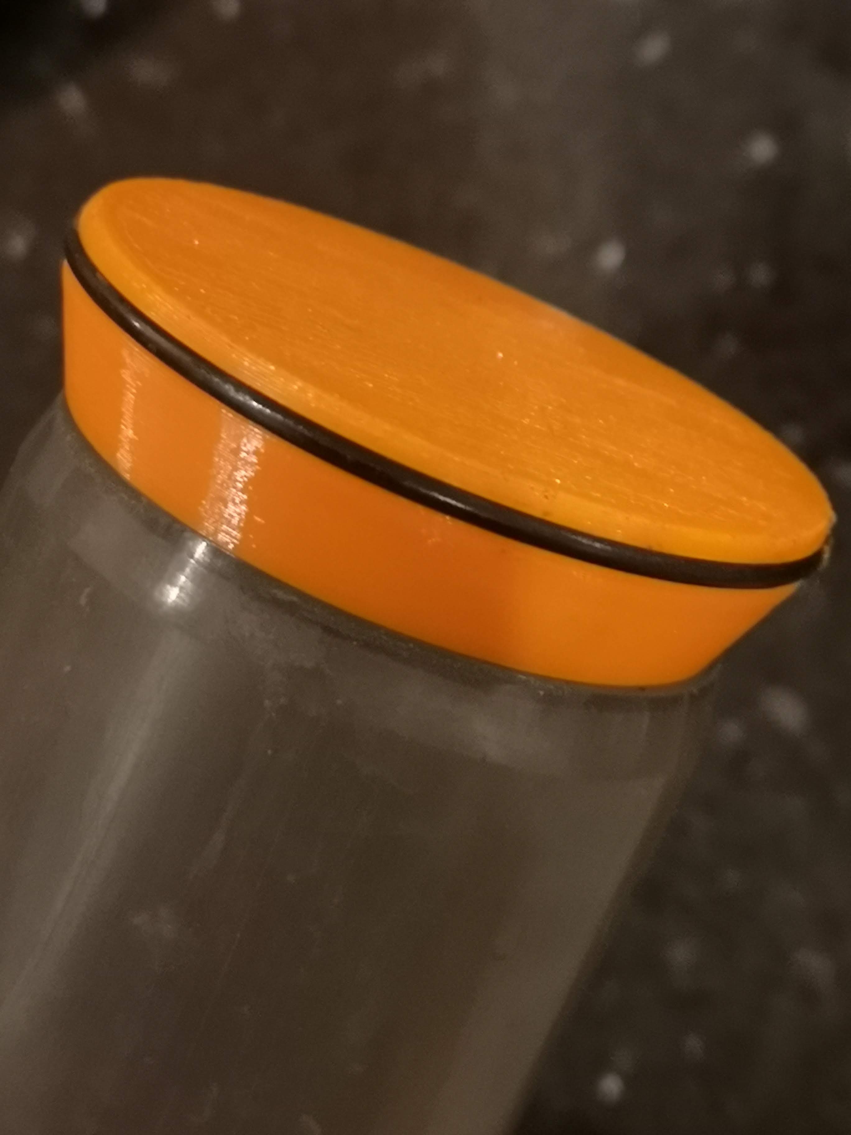 Aeropress plunger with O-ring