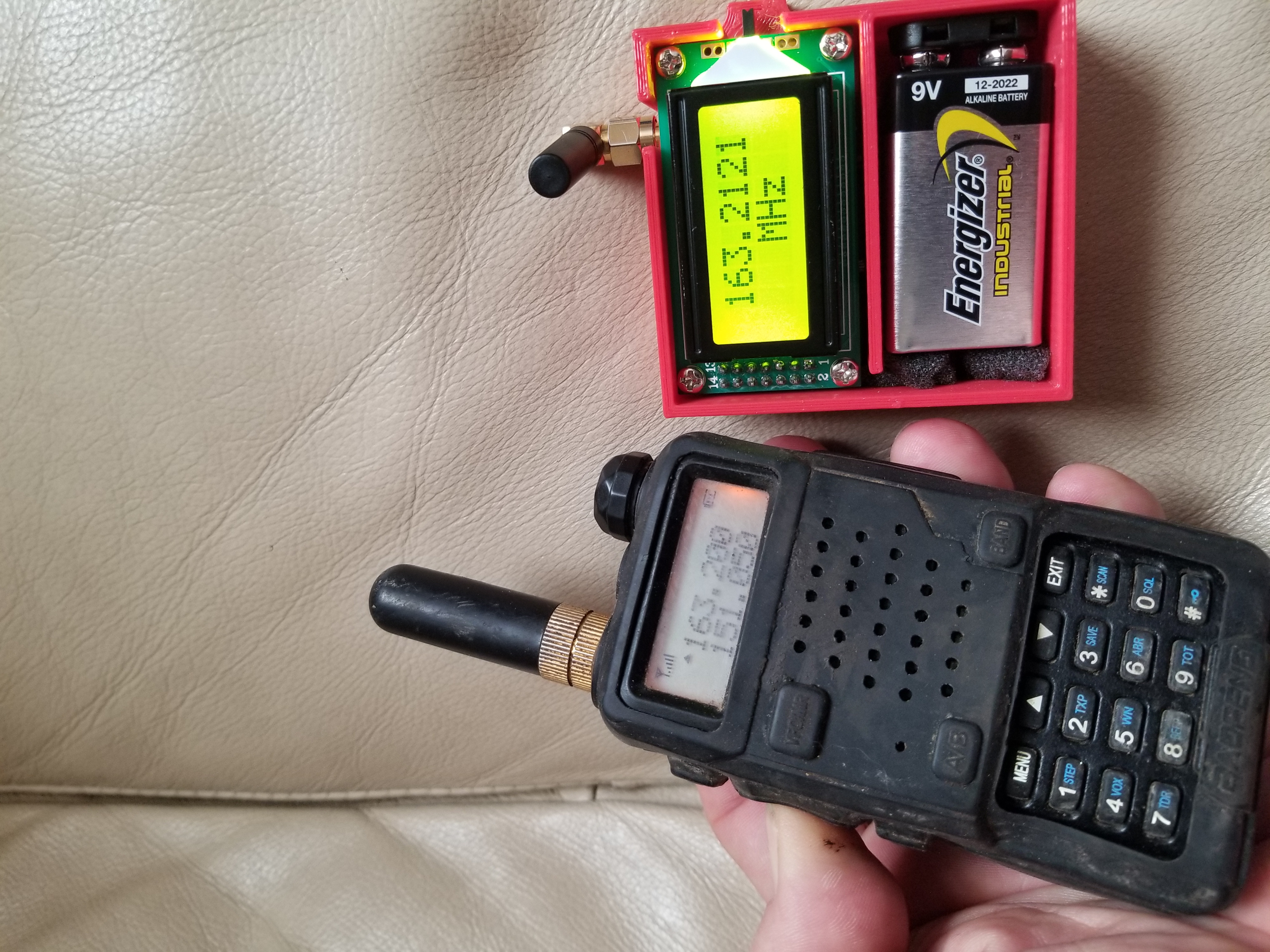 Banggood frequency sniffer case. 500mhz Frequency meter
