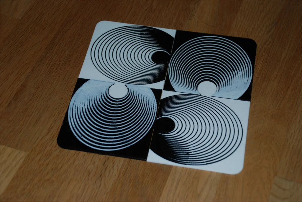 Op-Art Beverage Coaster Puzzle