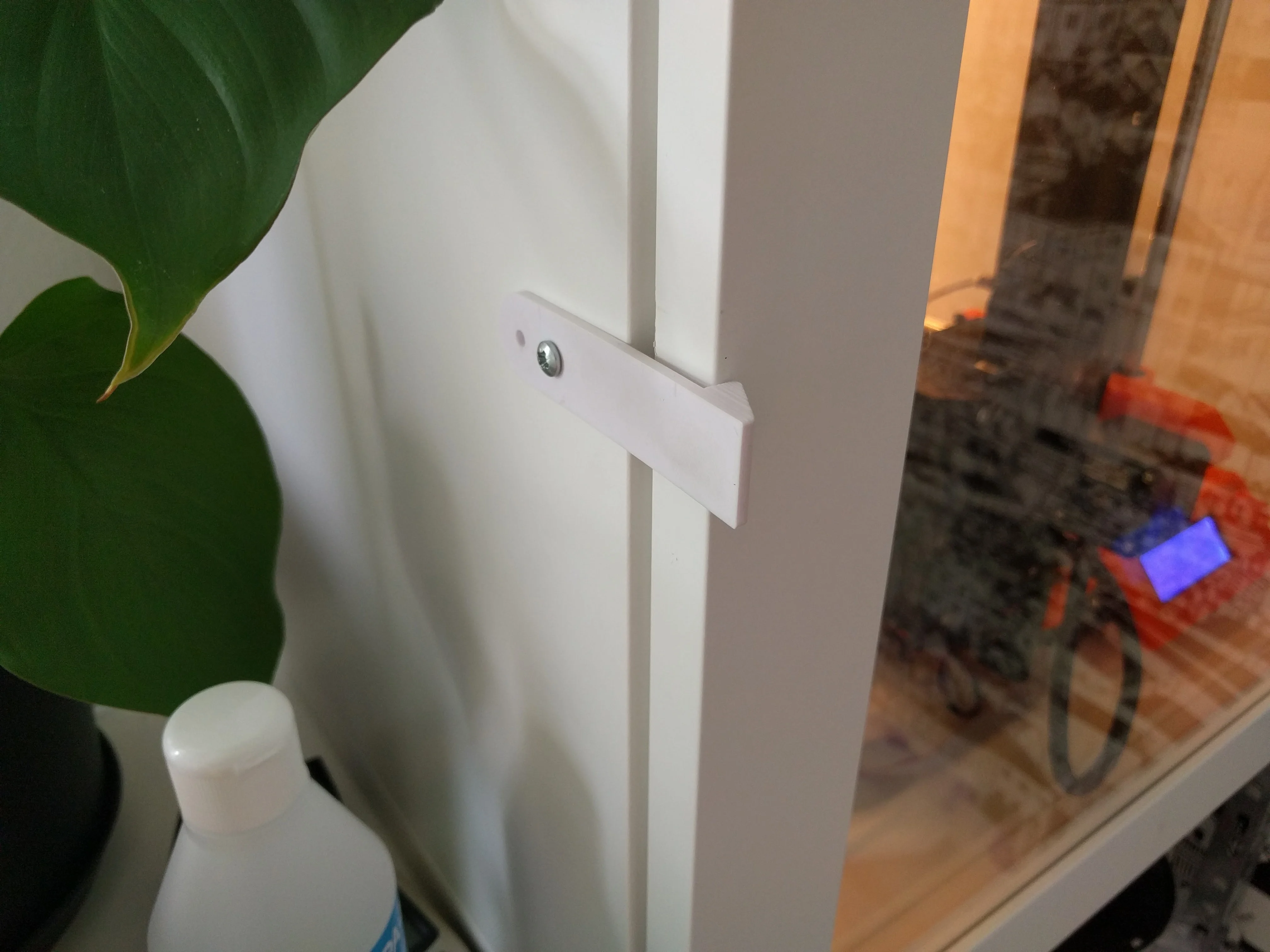 Door lock for IKEA Stuva box & Sindvik door