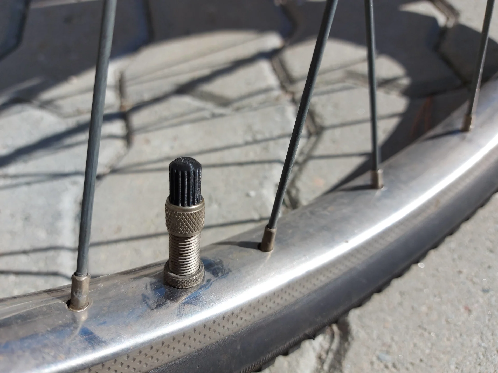 Dunlop valve cap