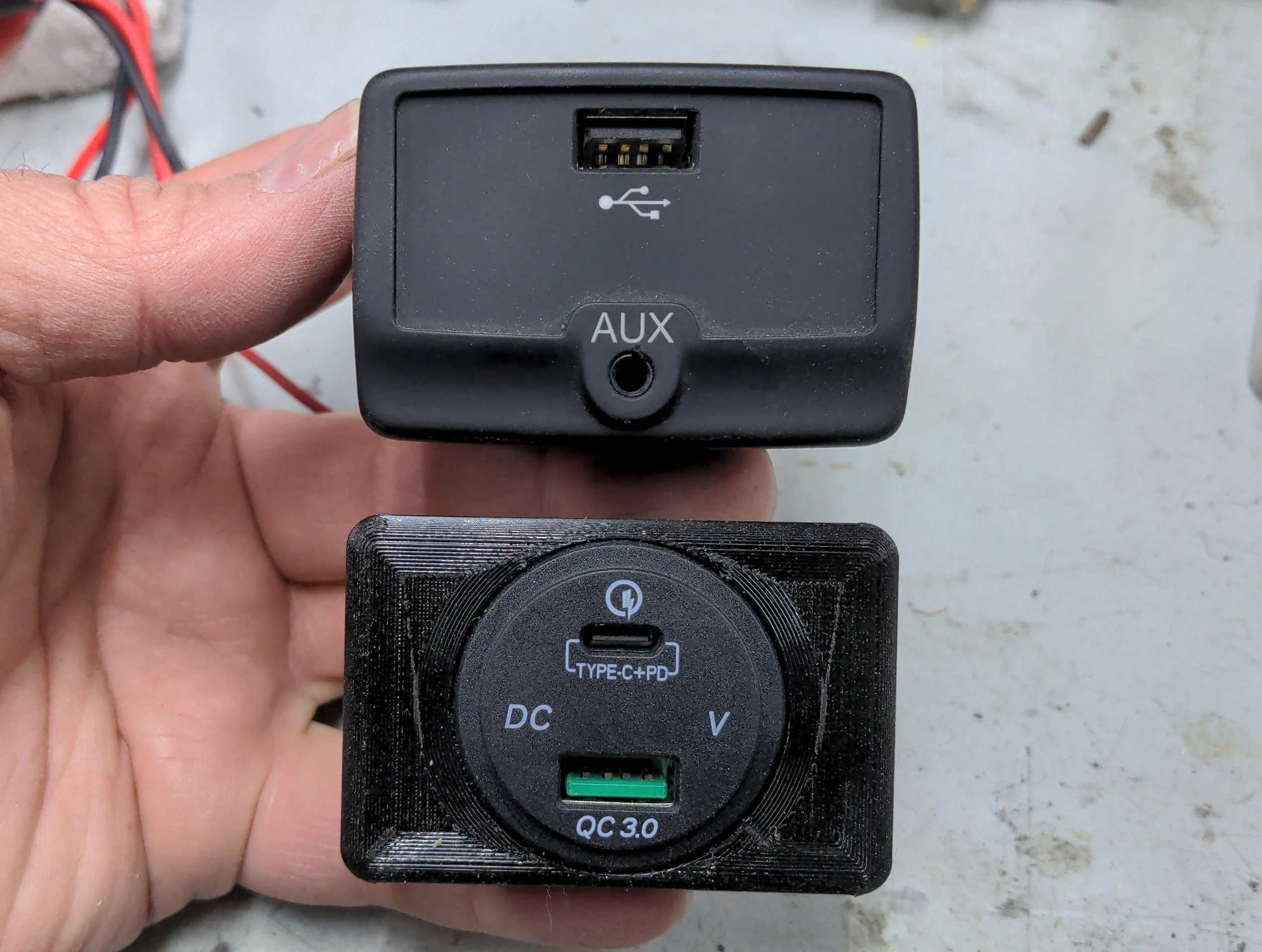 Promaster USB Port replacement for dash port