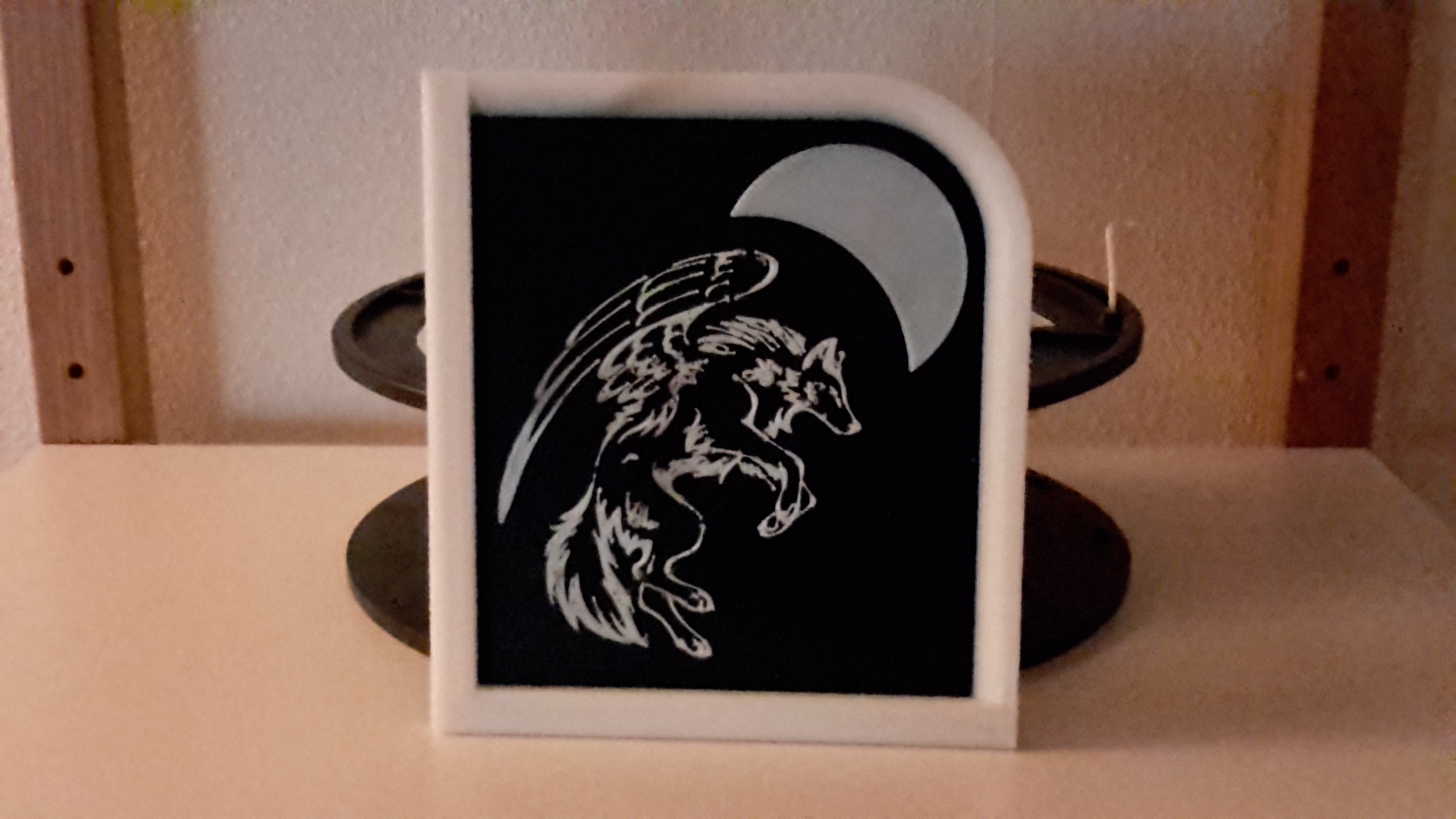 Loup Ailé - winged wolf