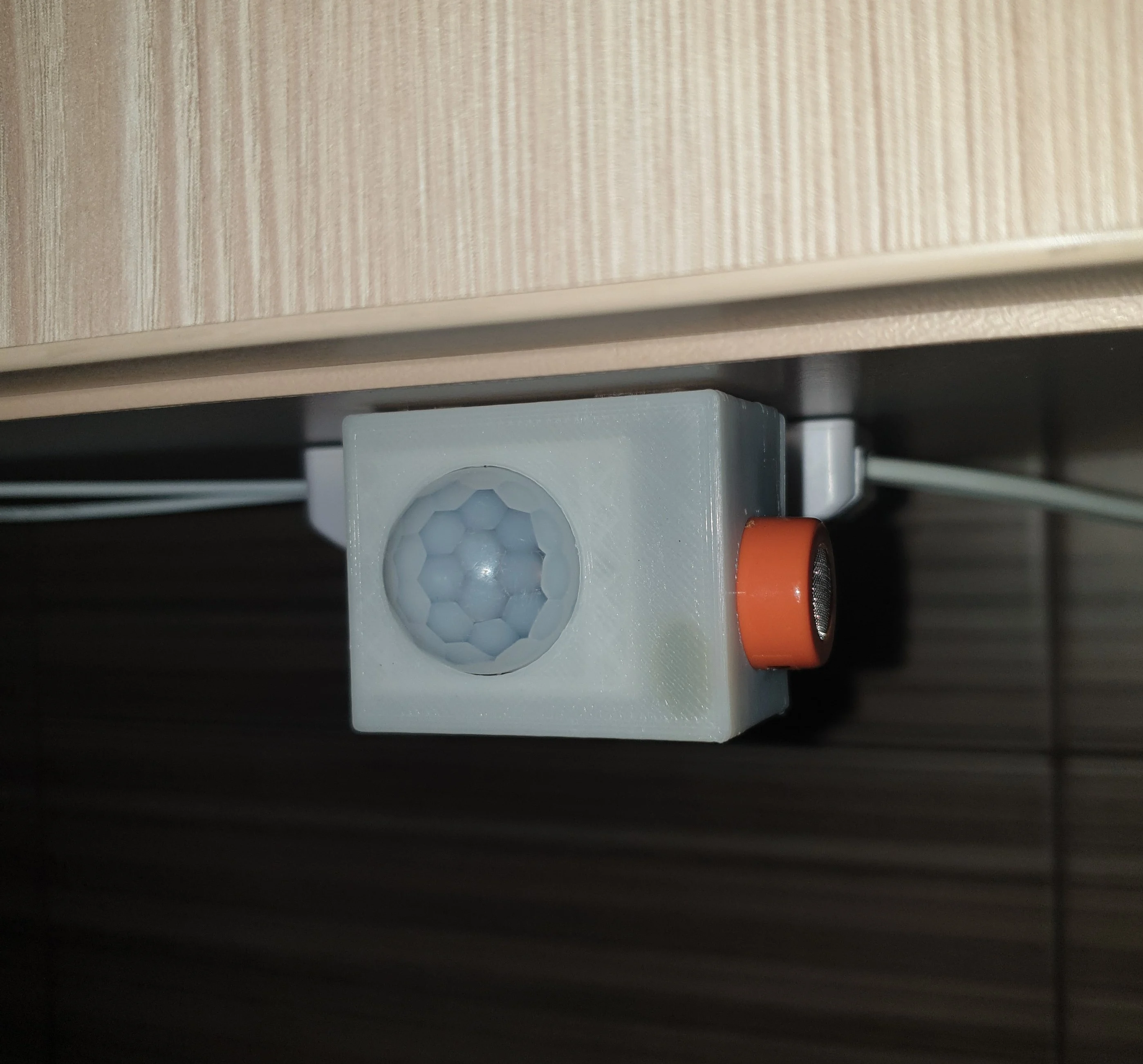 PIR motion+MQ gas sensor case