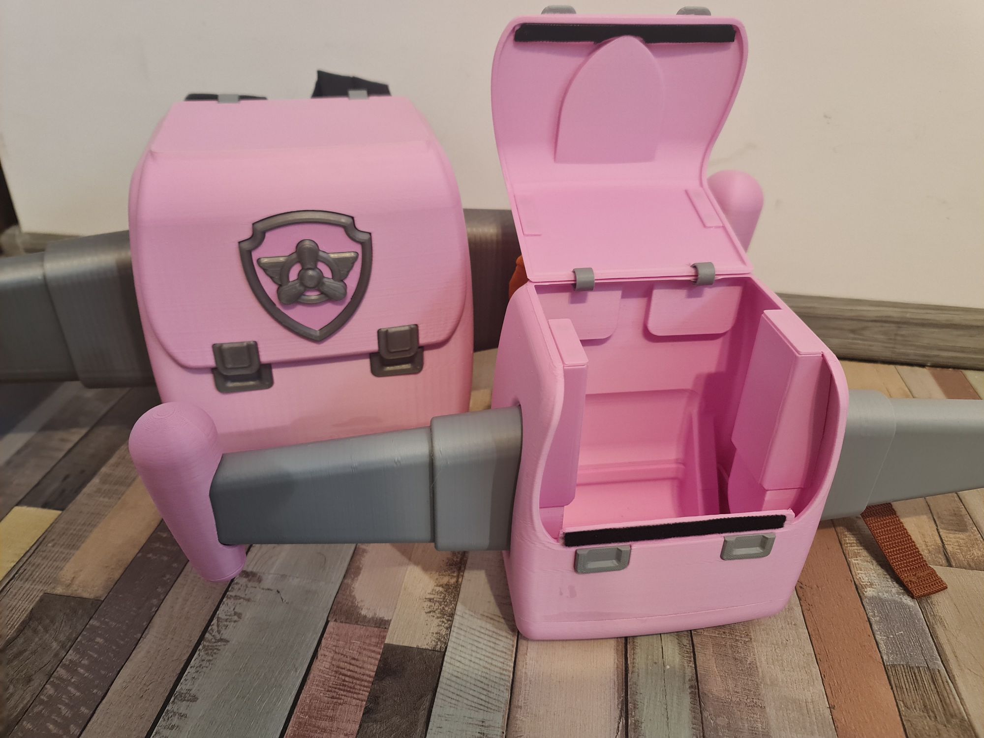 Functional Paw Patrol Skye Pup Pack