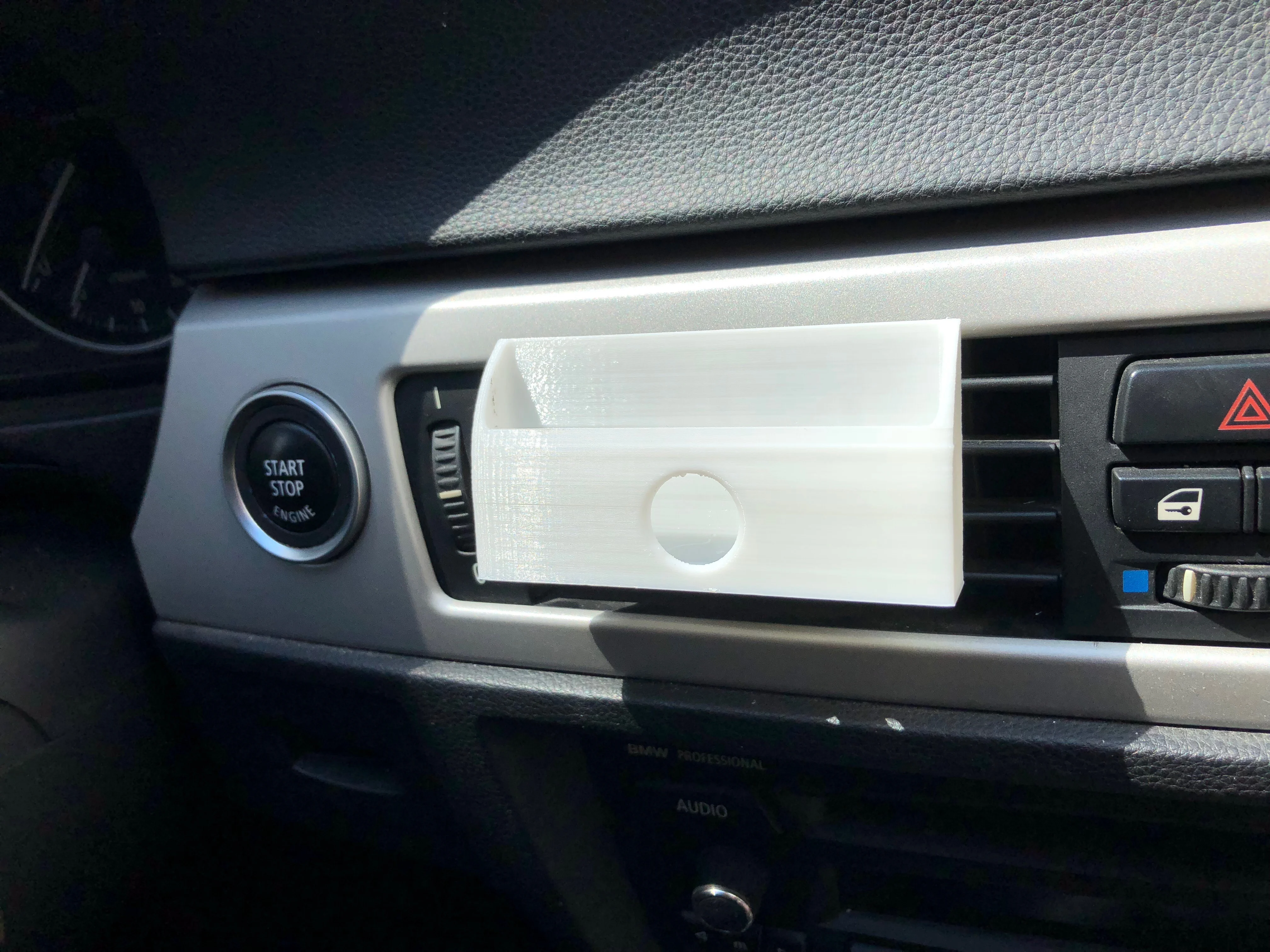 Iphone8 Plus Air Vent Holder (With Case)