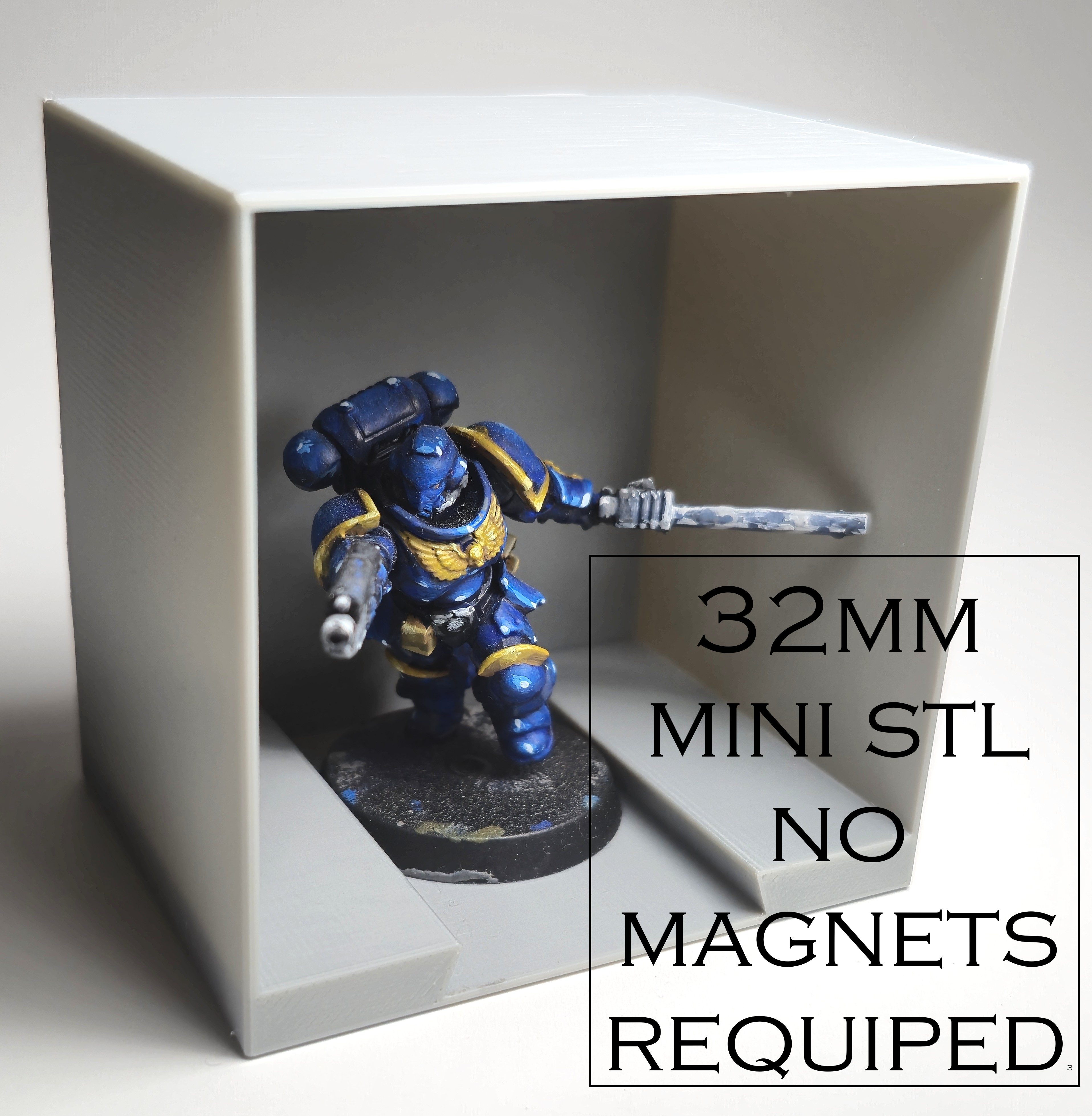 32mm Single Miniature Transport Case (DragonScale Armor Sample)