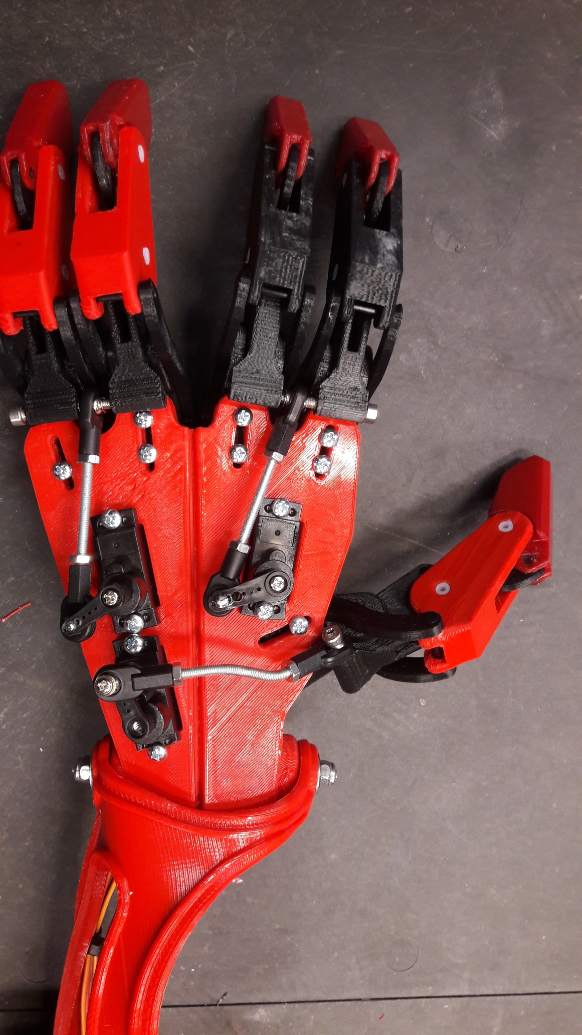 robotic hand servo controlled fingers