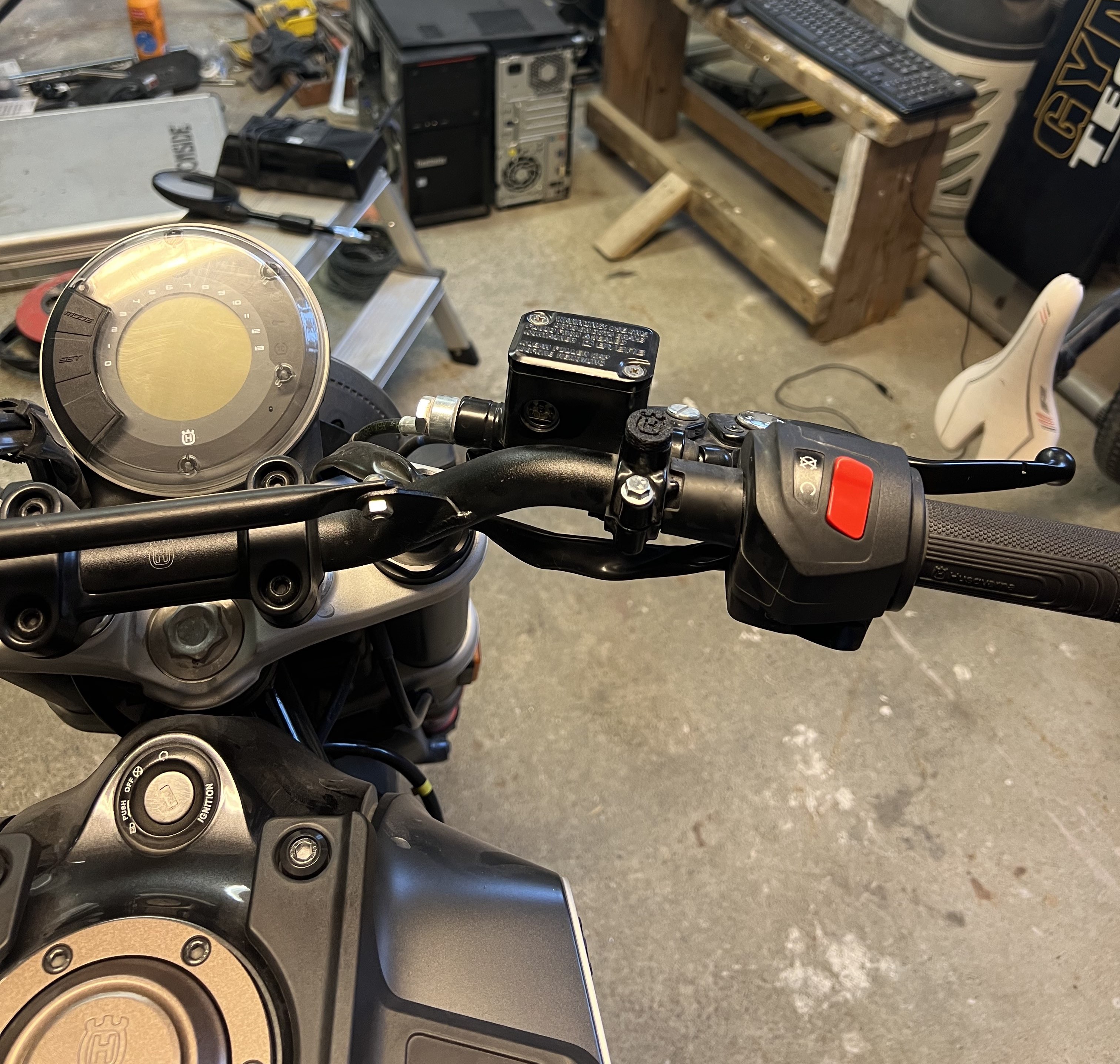 Husqvarna mirror plugs