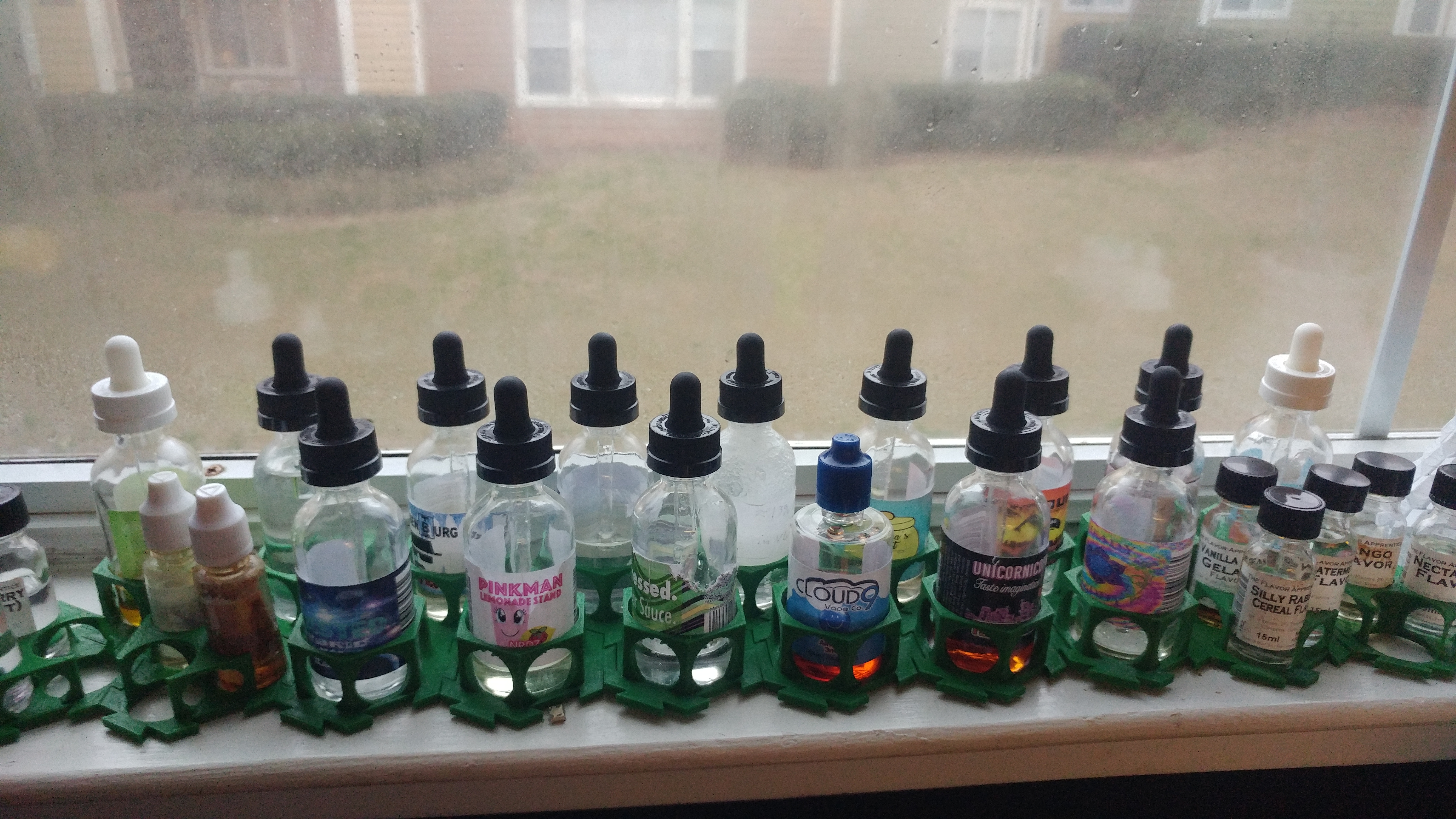 Modular (Vape Juice) Bottle Holders