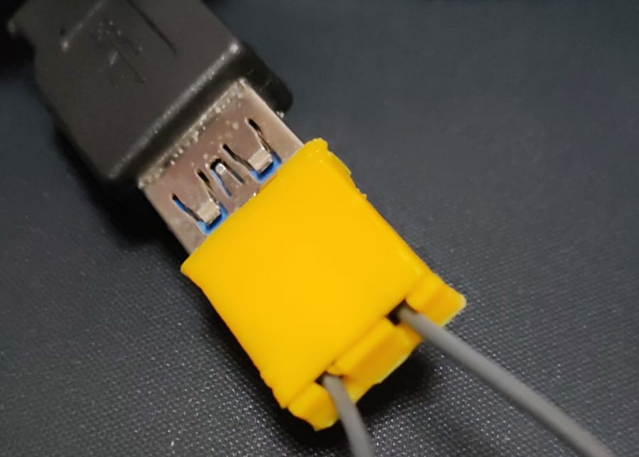 Male USB pin connector