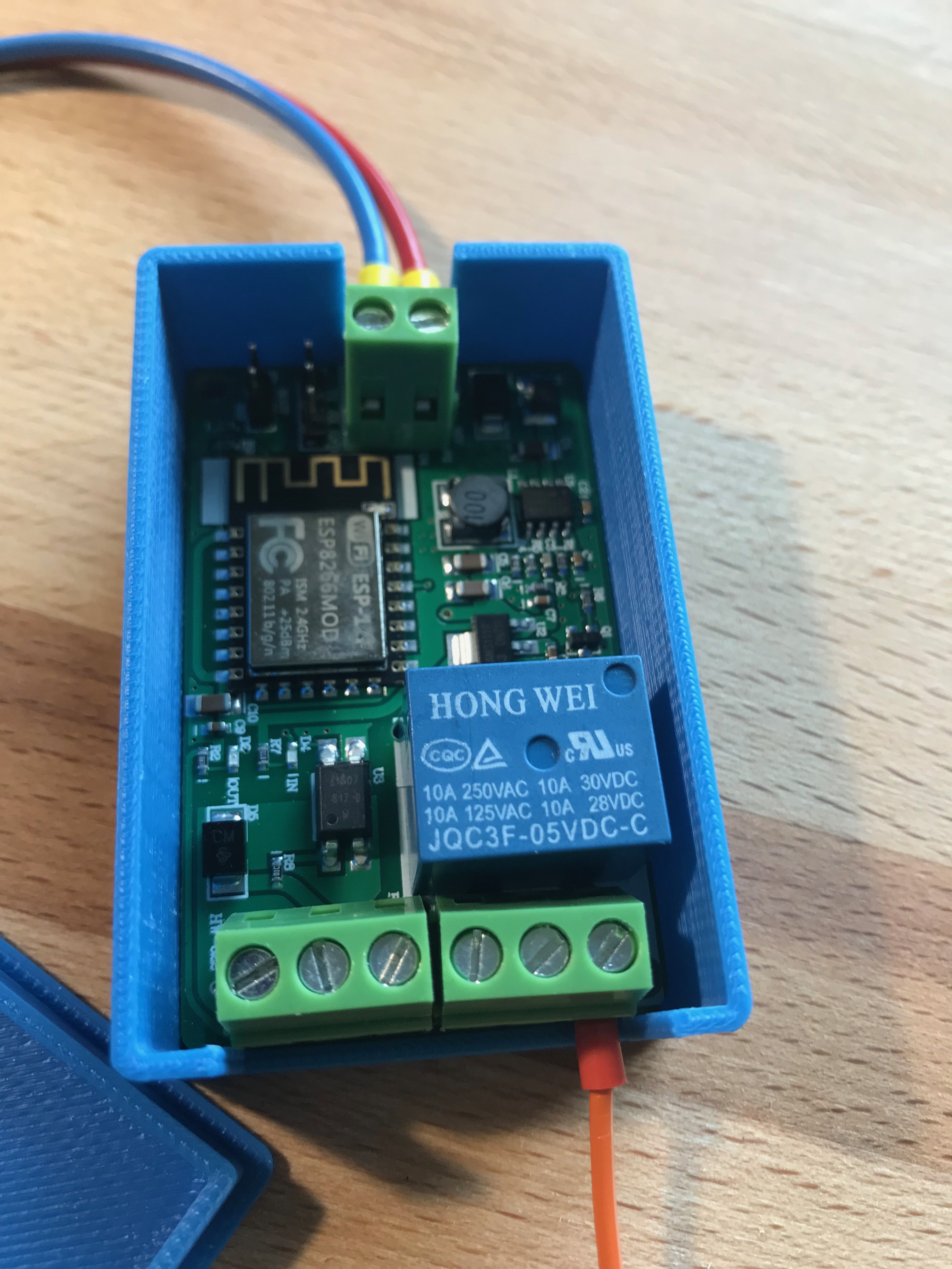 Box for ESP8266 relay board Yunshan