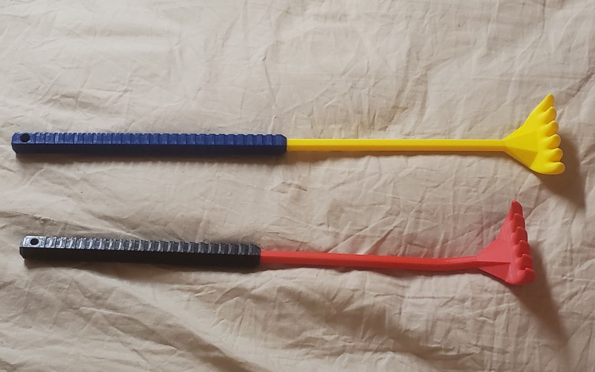 Back Scratcher 2 pc