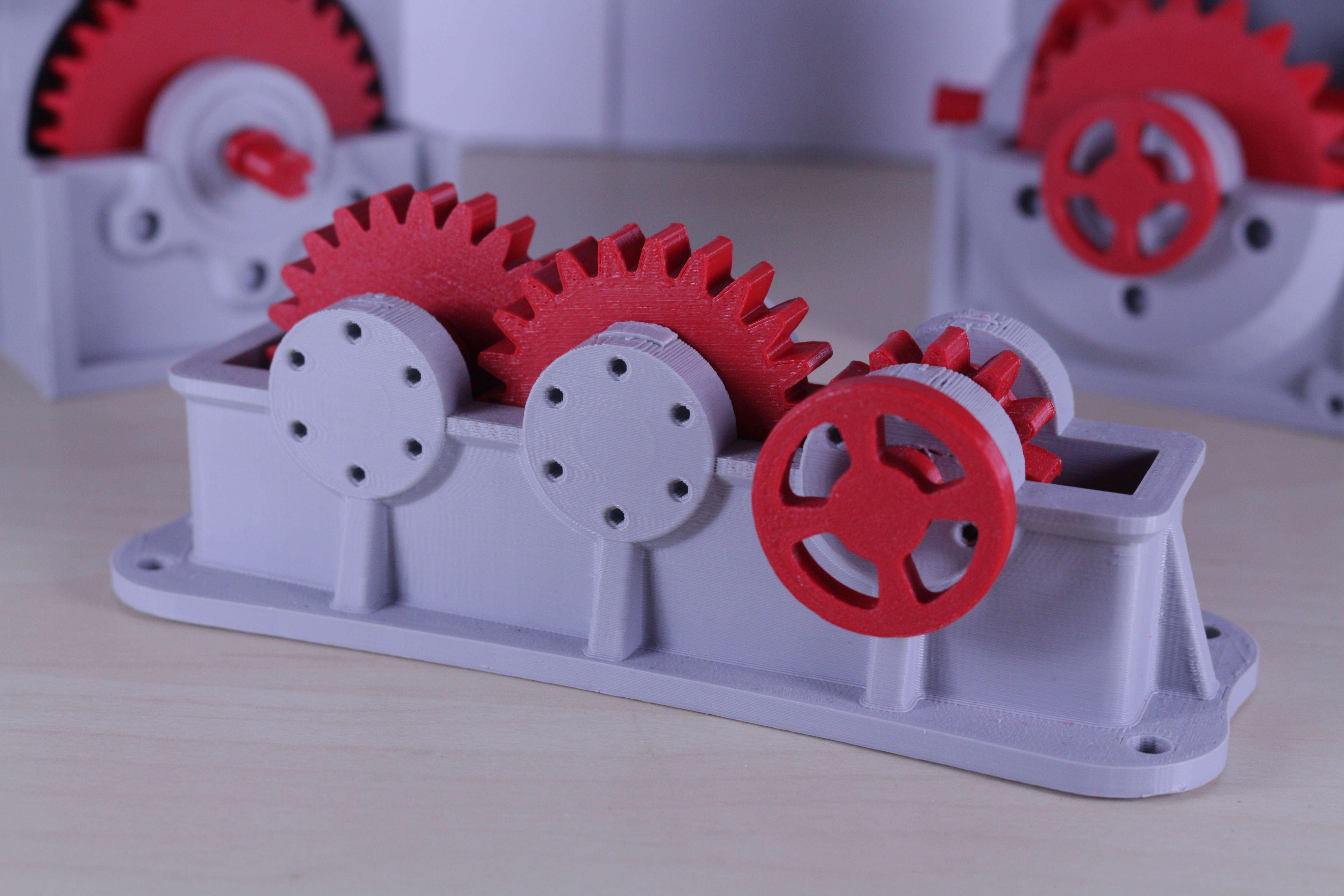 Industrial Spur Gearbox / Gear Reducer (Cutaway version)