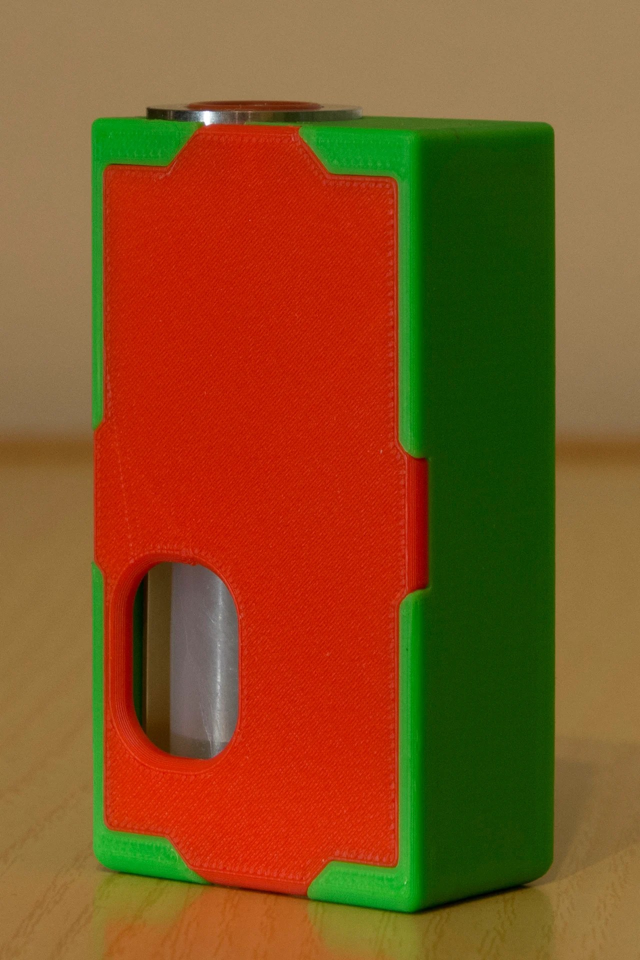 Box Mod bottom feeder mechanical with push button lock (v3)