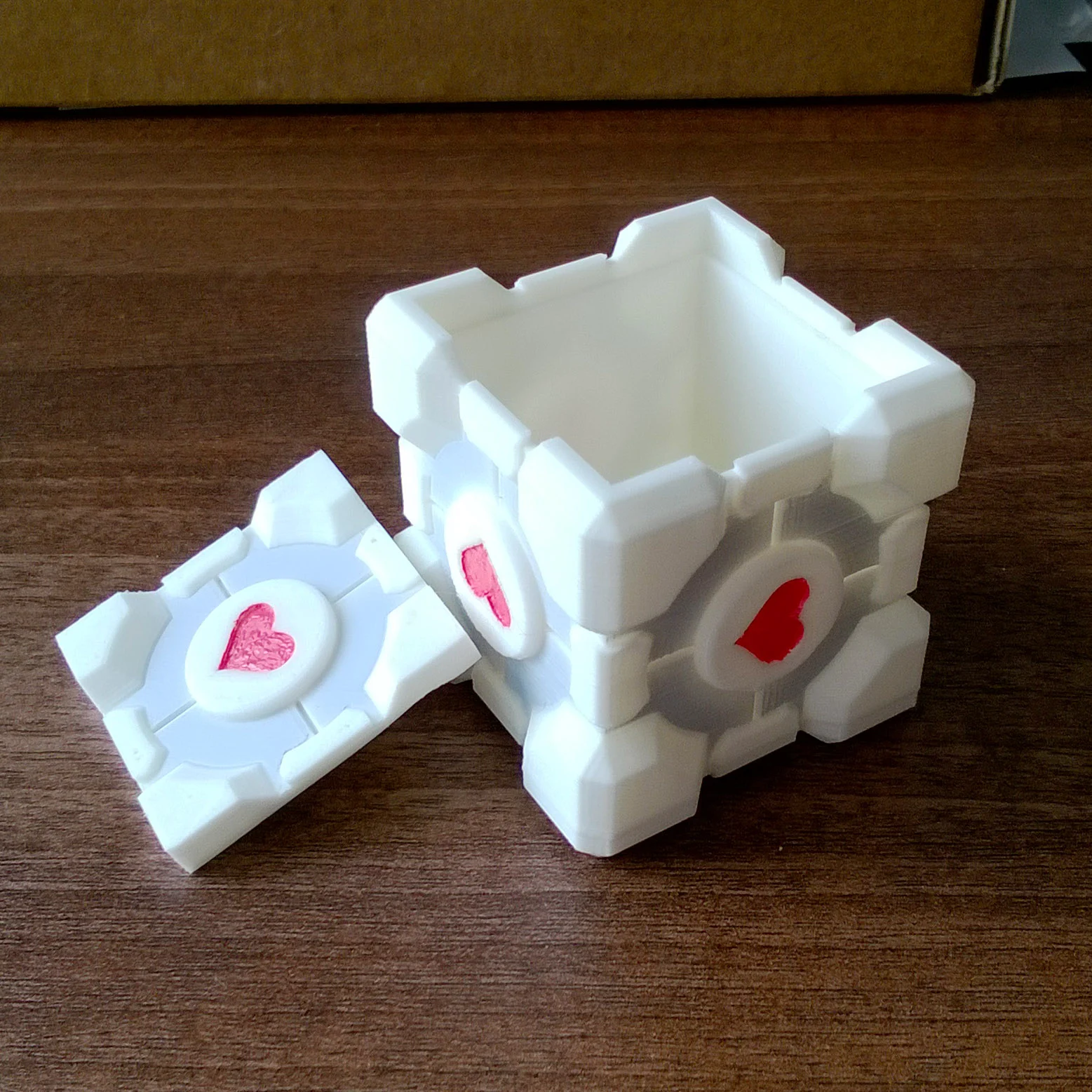 Weighted Companion Cube Box