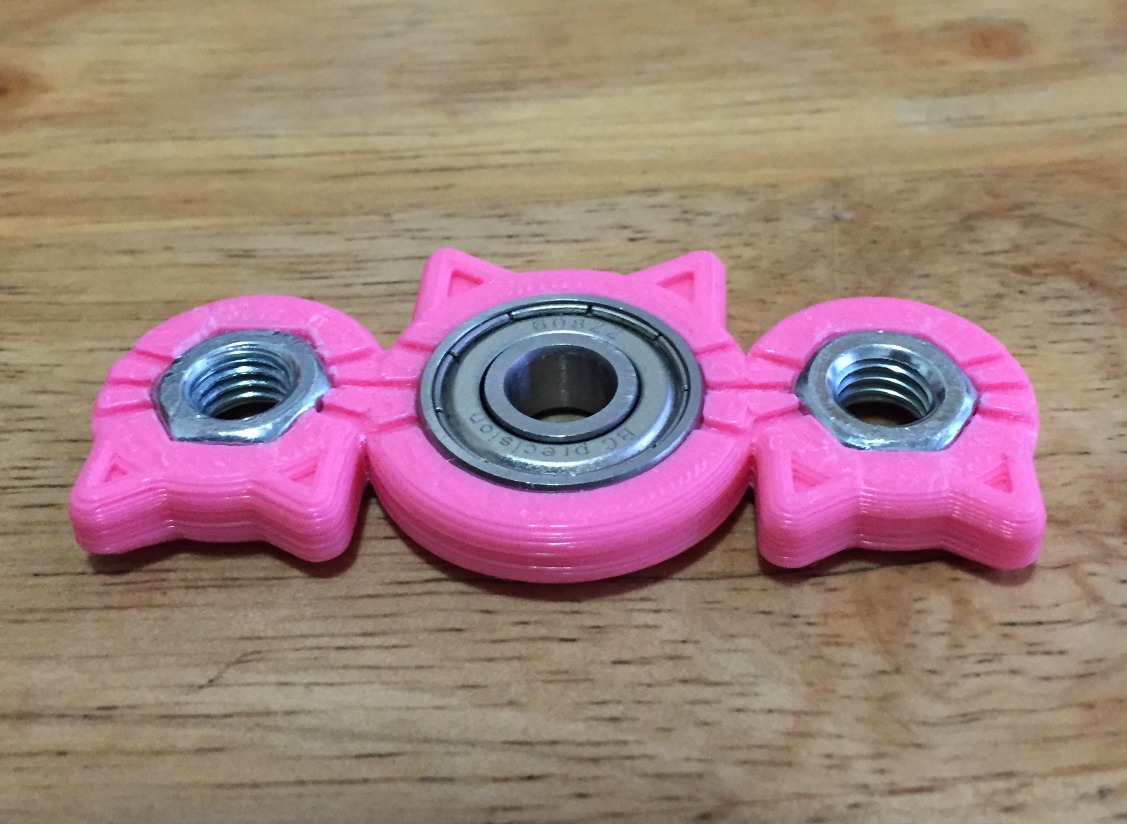 Hex nut cat spinner