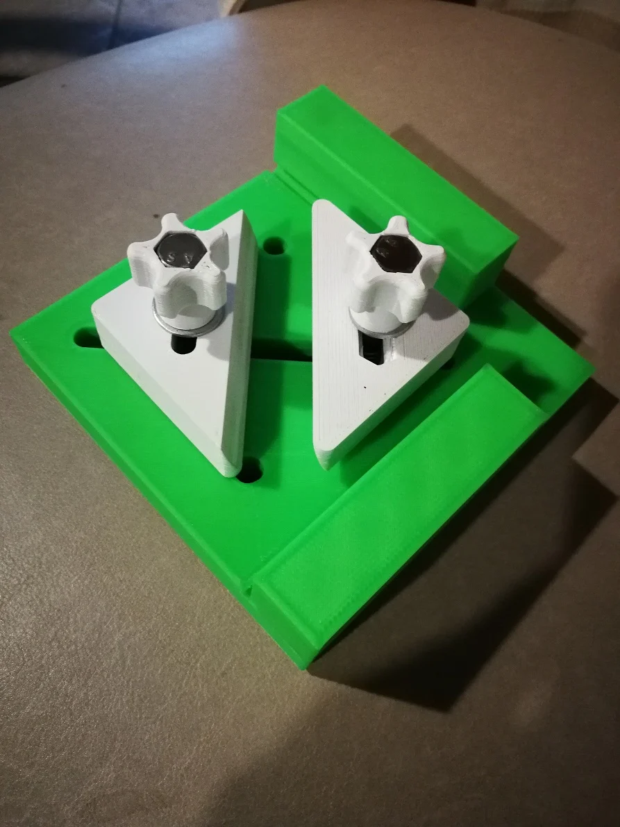 Corner_clamp