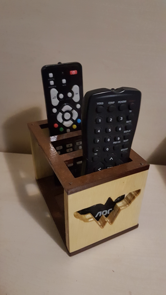 Remote control holder (3 controls) - cnc router / laser