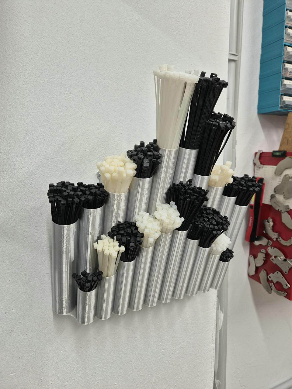 Cabletie Holder
