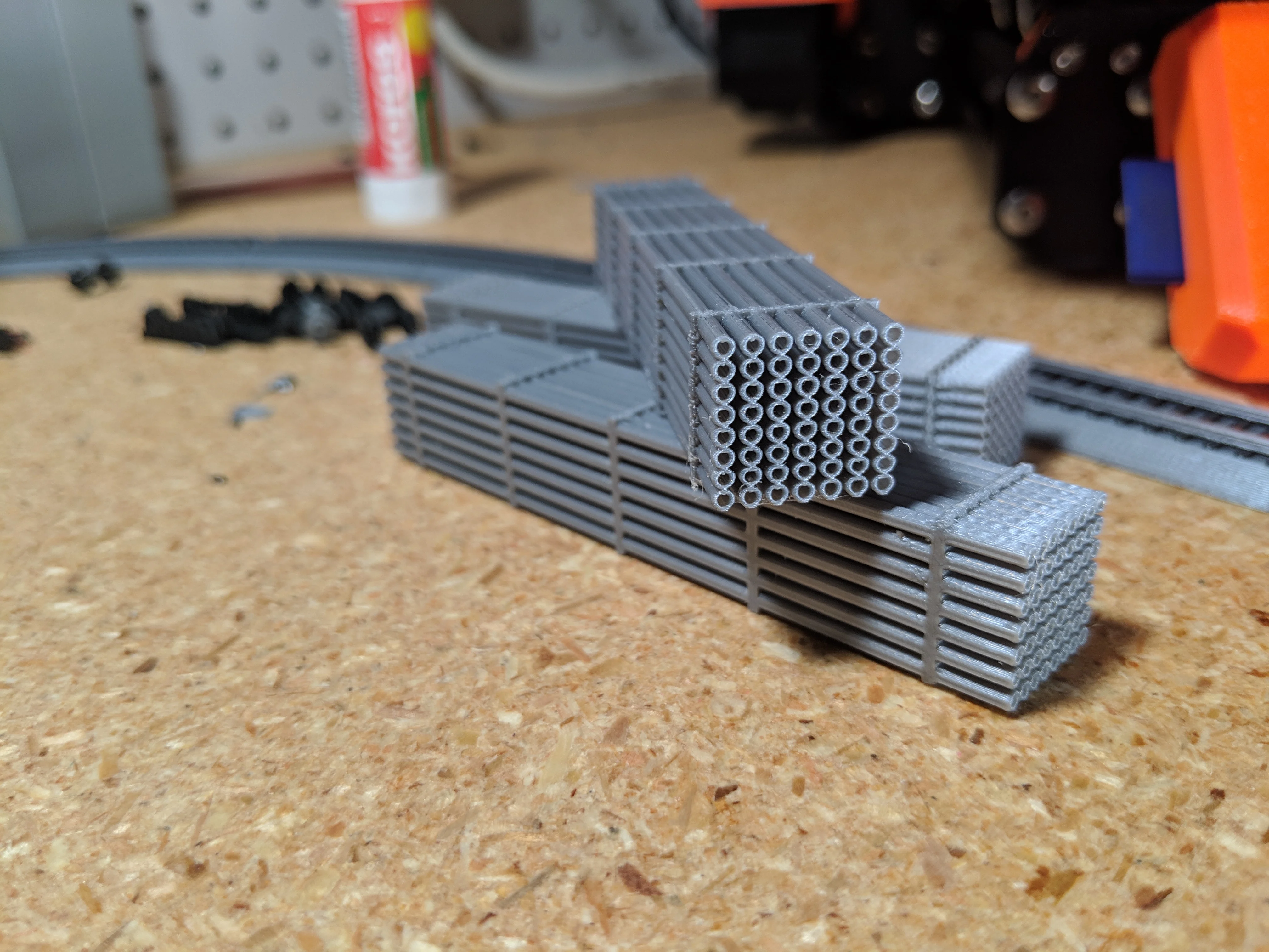 N Scale Pipe Loads