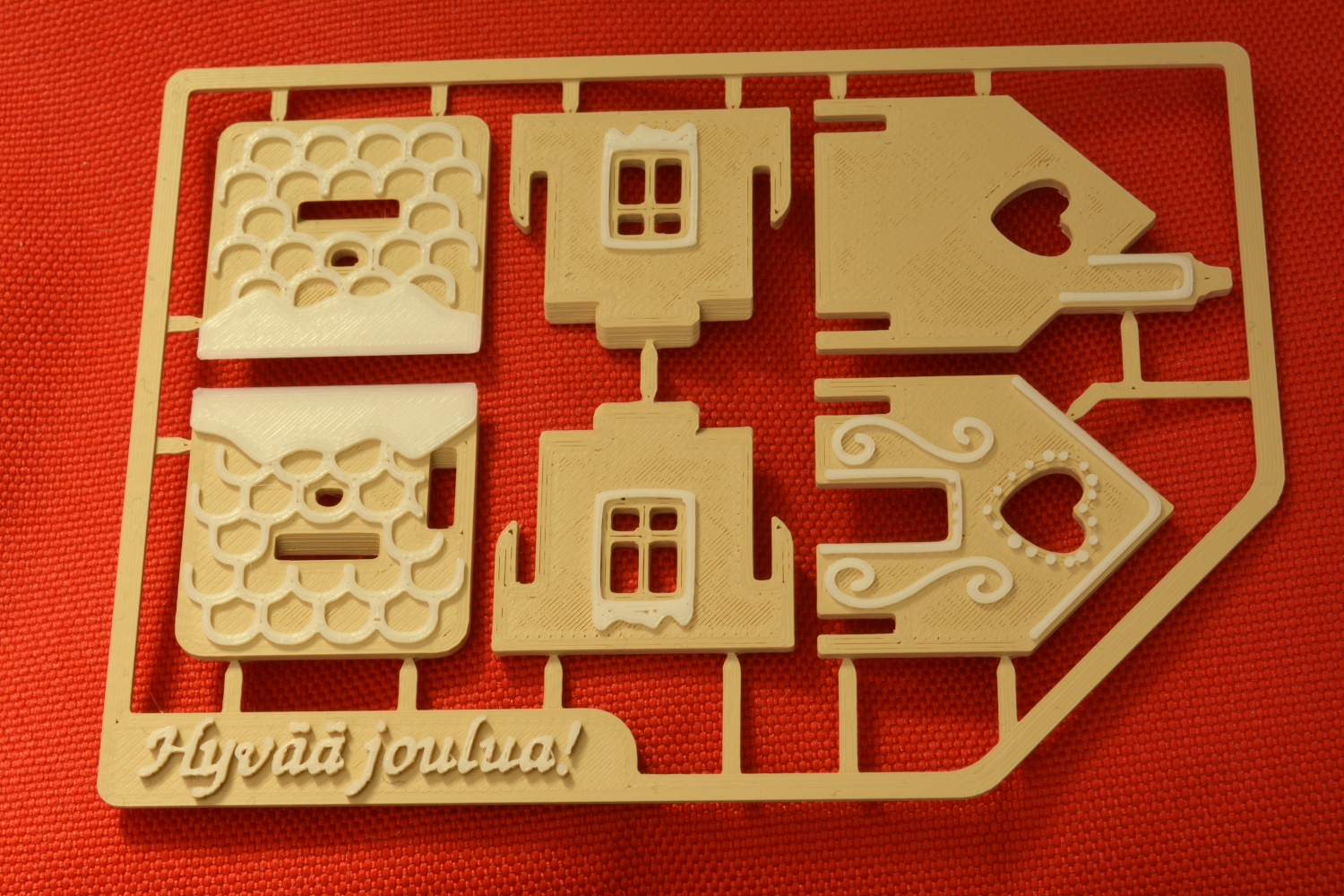 Gingerbread House Kit Card - Finnish version