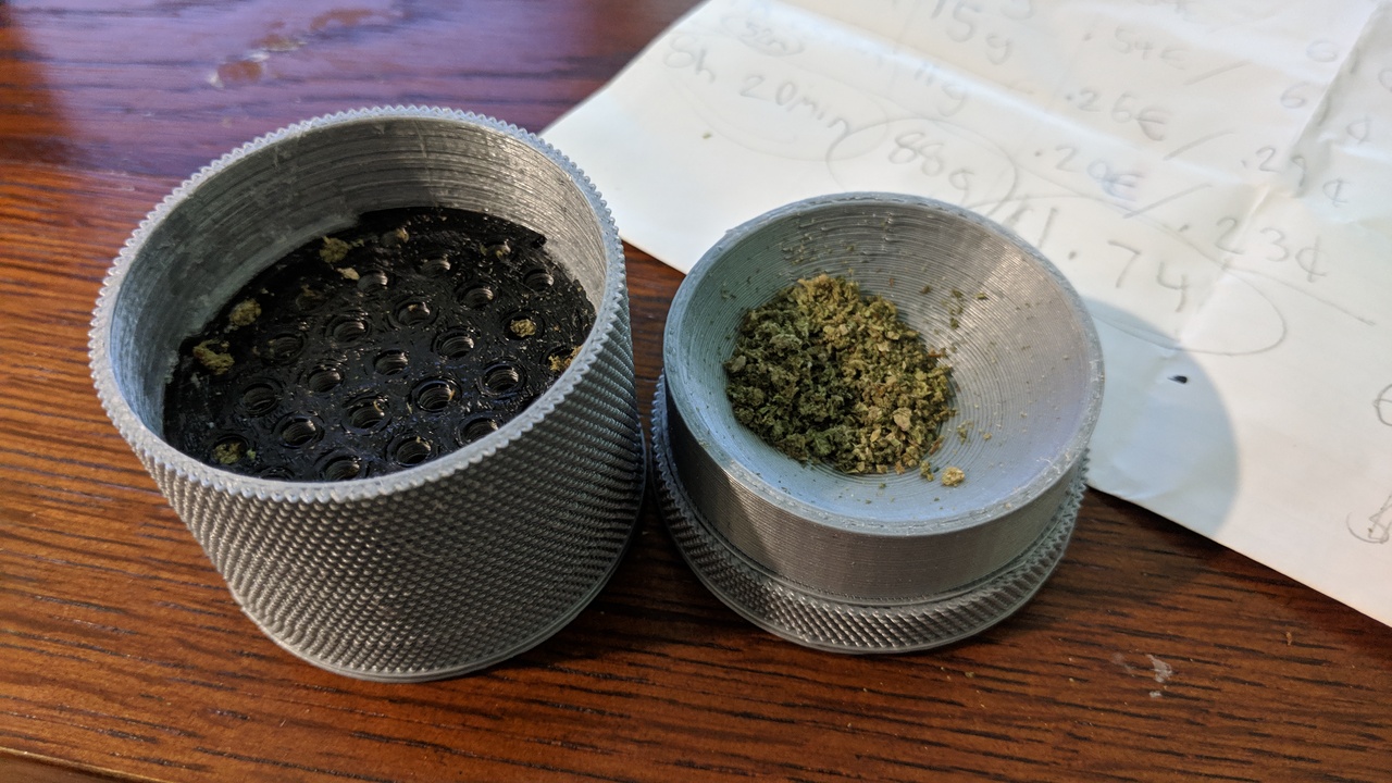 The Turbine - 60mm Toothless Herb Grinder REMIX (80% scale) Pocket Sized