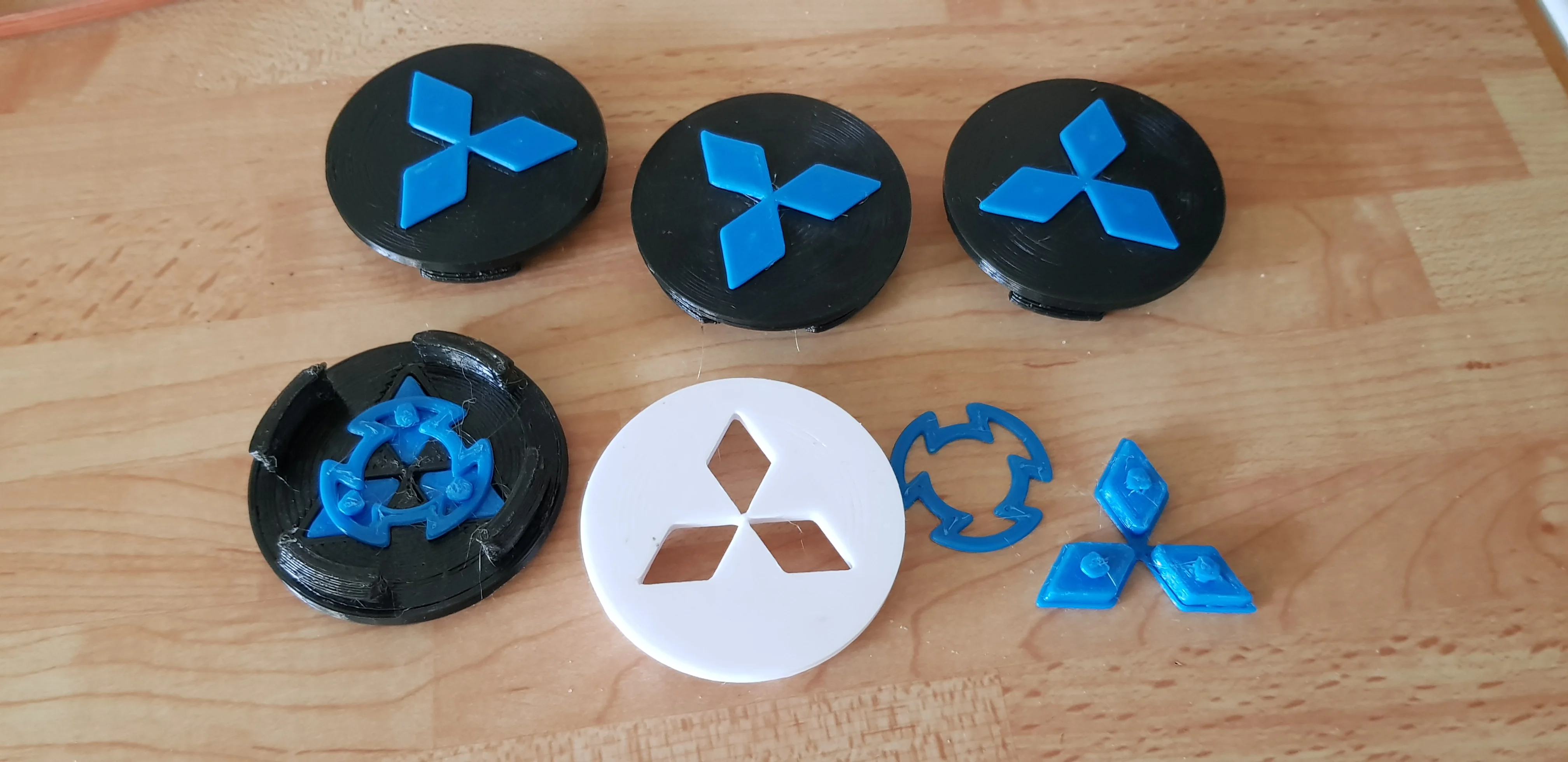 Wheel center cap Mitsubishi