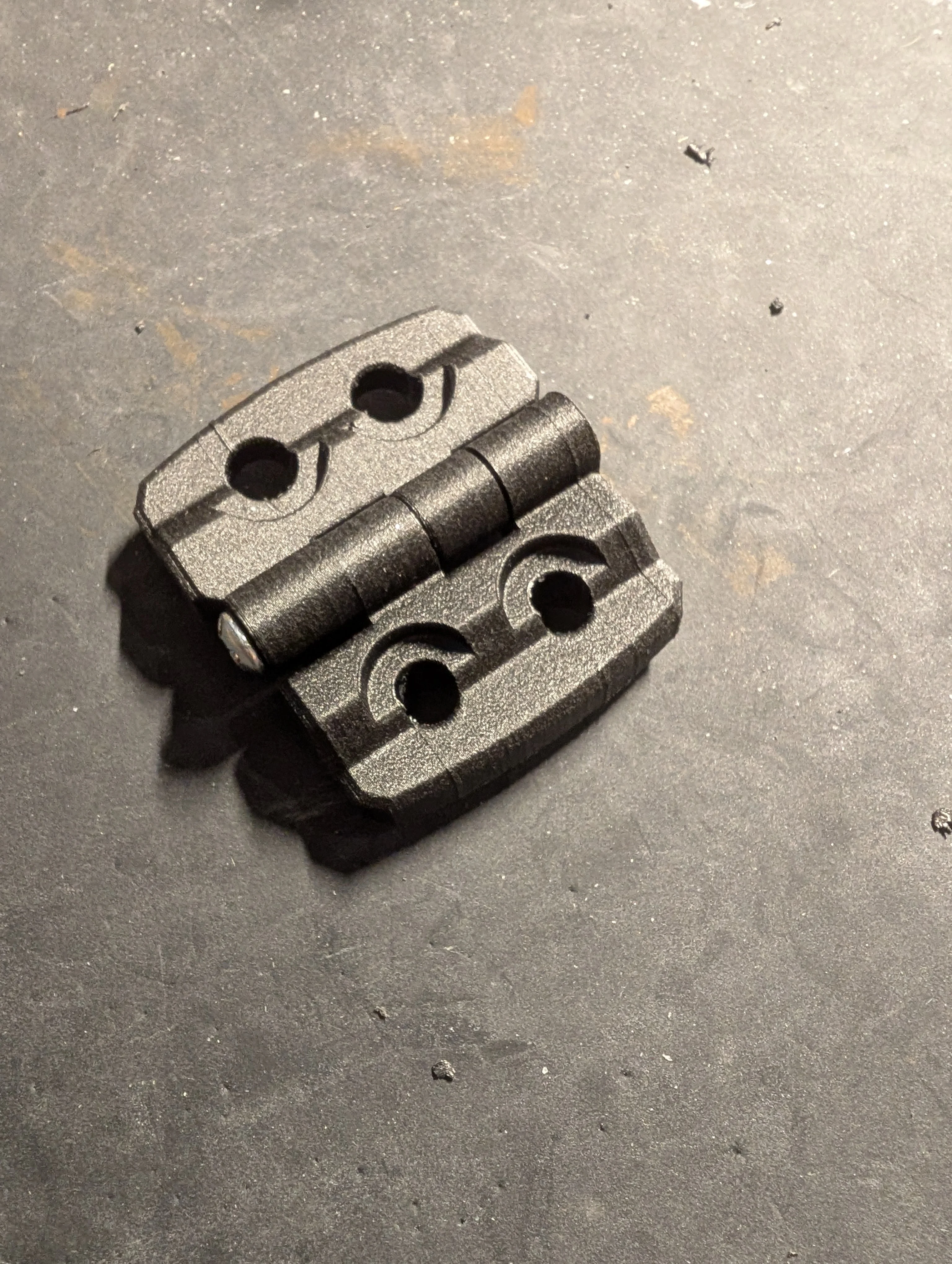 Hinge For Connecting 2020 and 3030 Aluminum Extrusion
