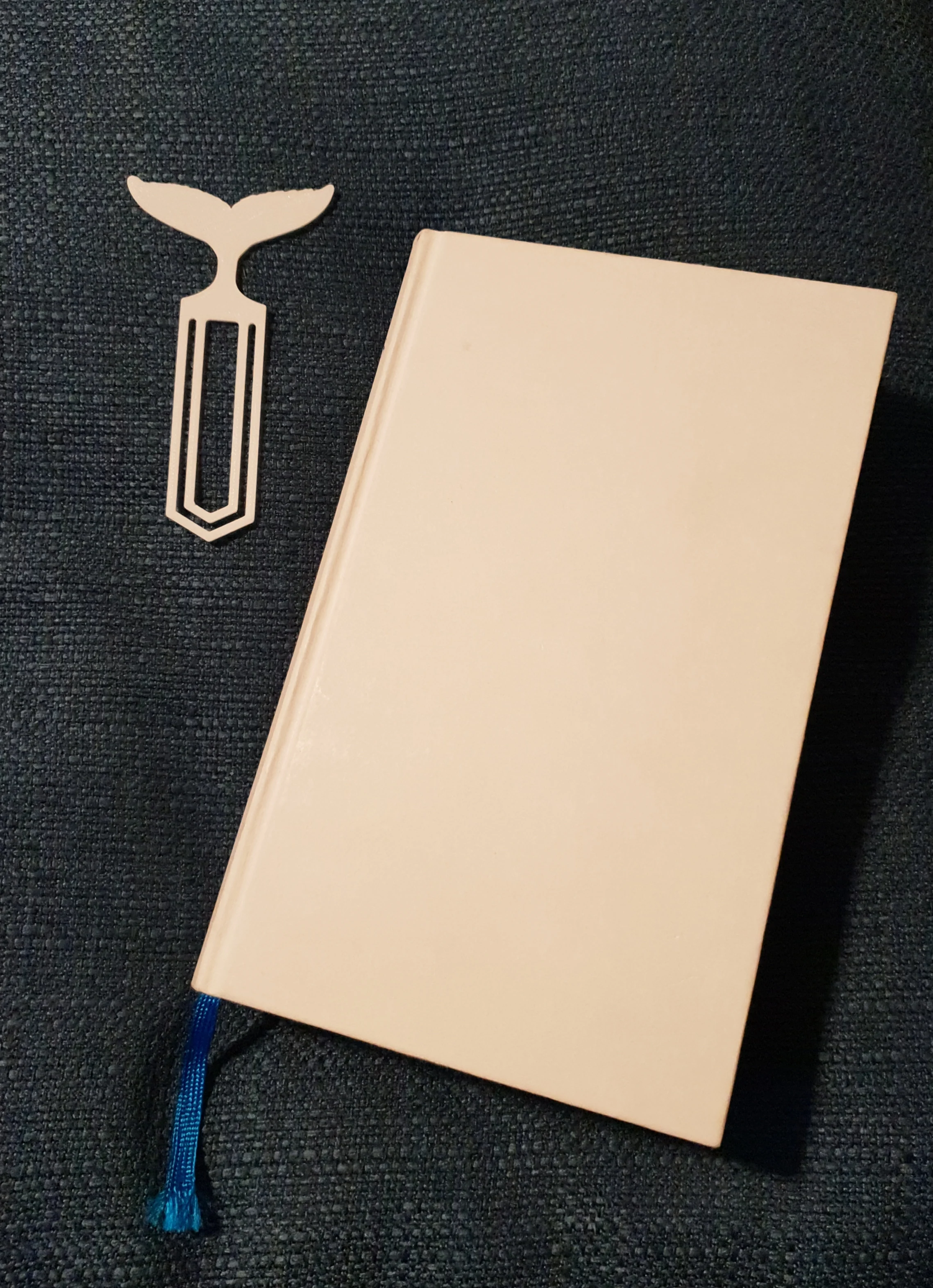 Whale fin - Bookmark