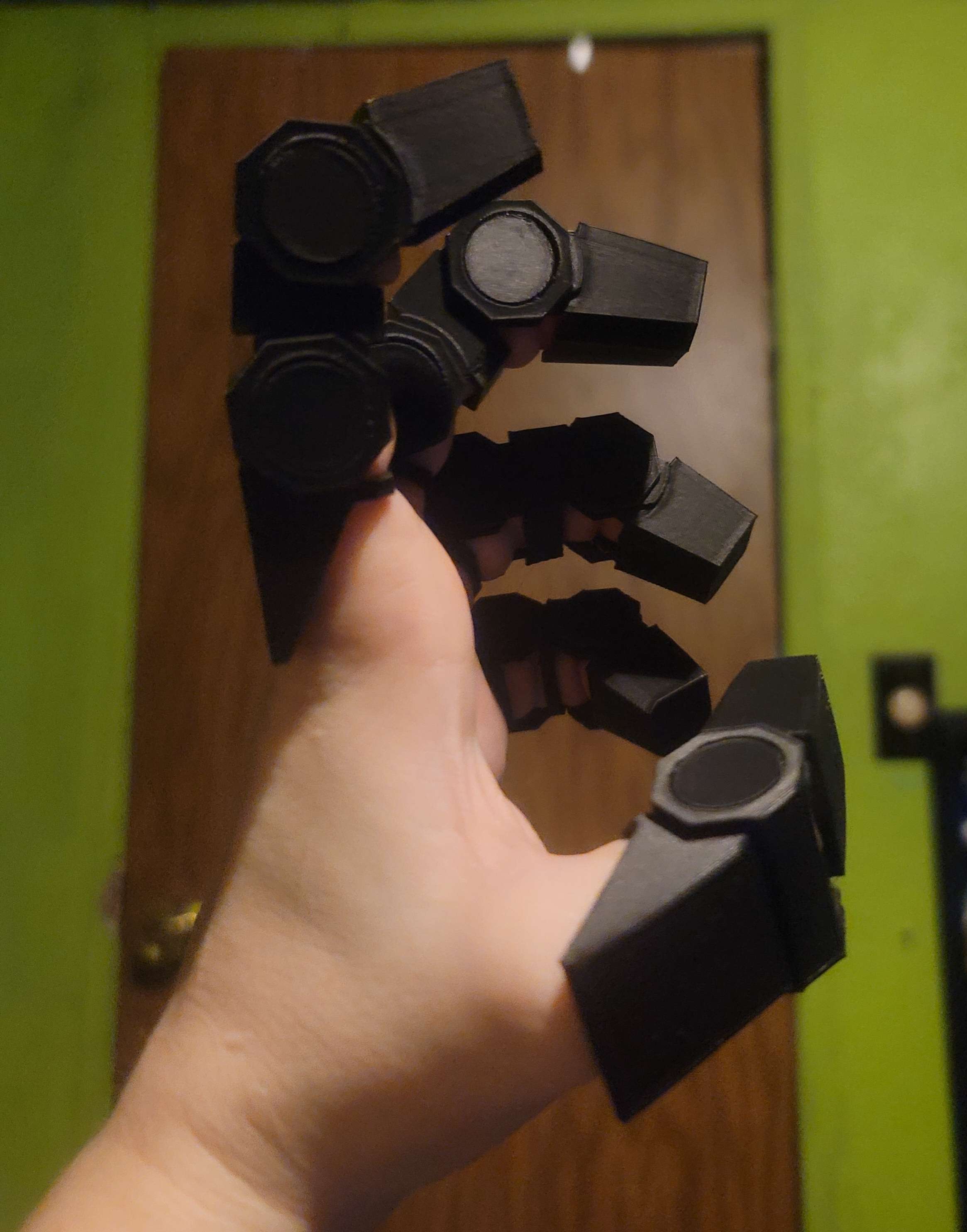 Articulated Robot Fingers