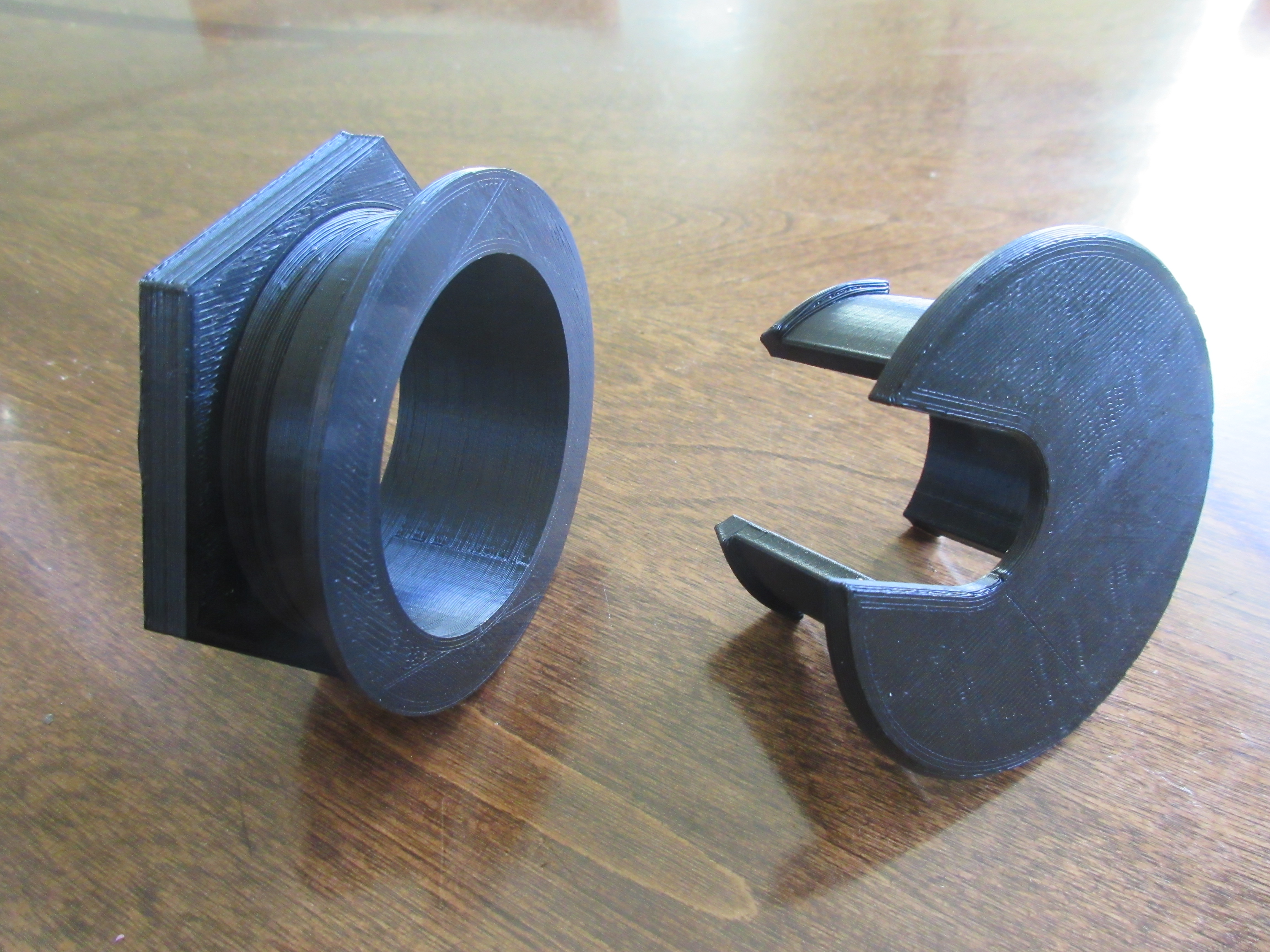 Desk Grommet, threaded (parametric)