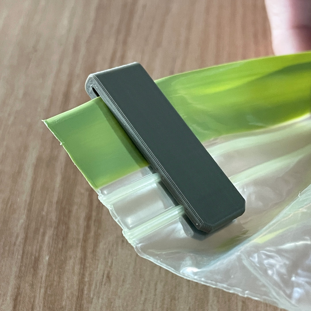 Simple Ziplock Sealer