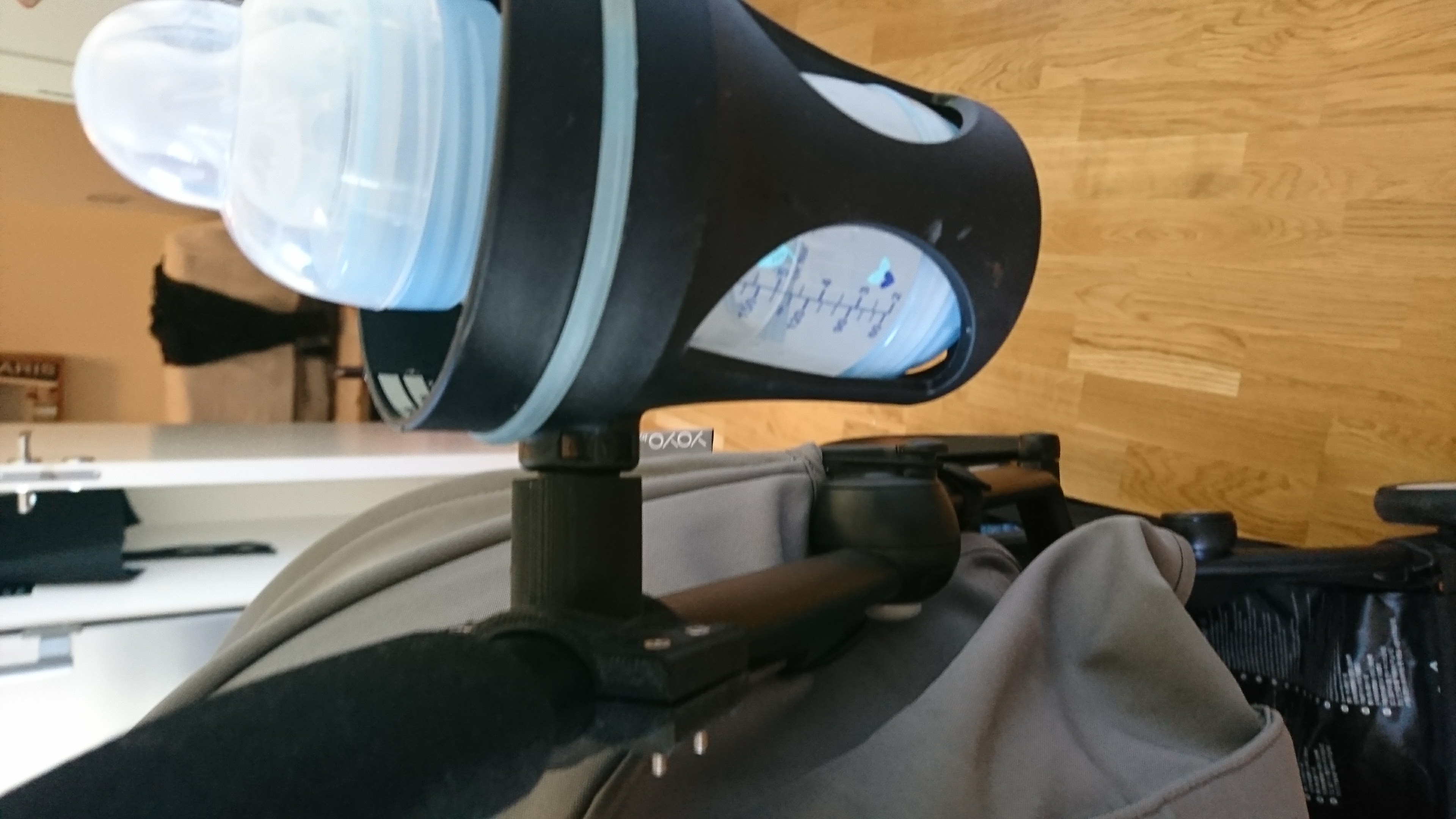 Emmaljunga cupholder for Babyzen yoyo