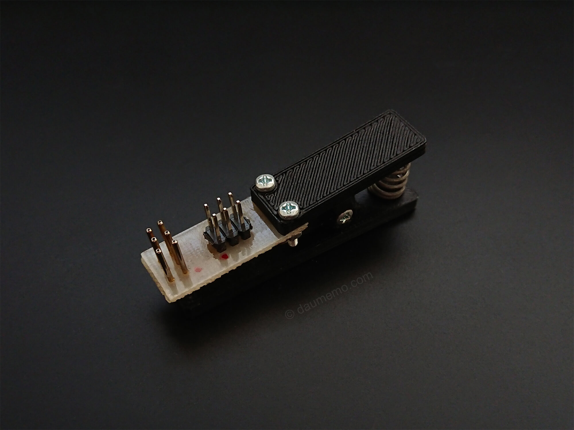 AVR ISP Programming Adapter's Clip