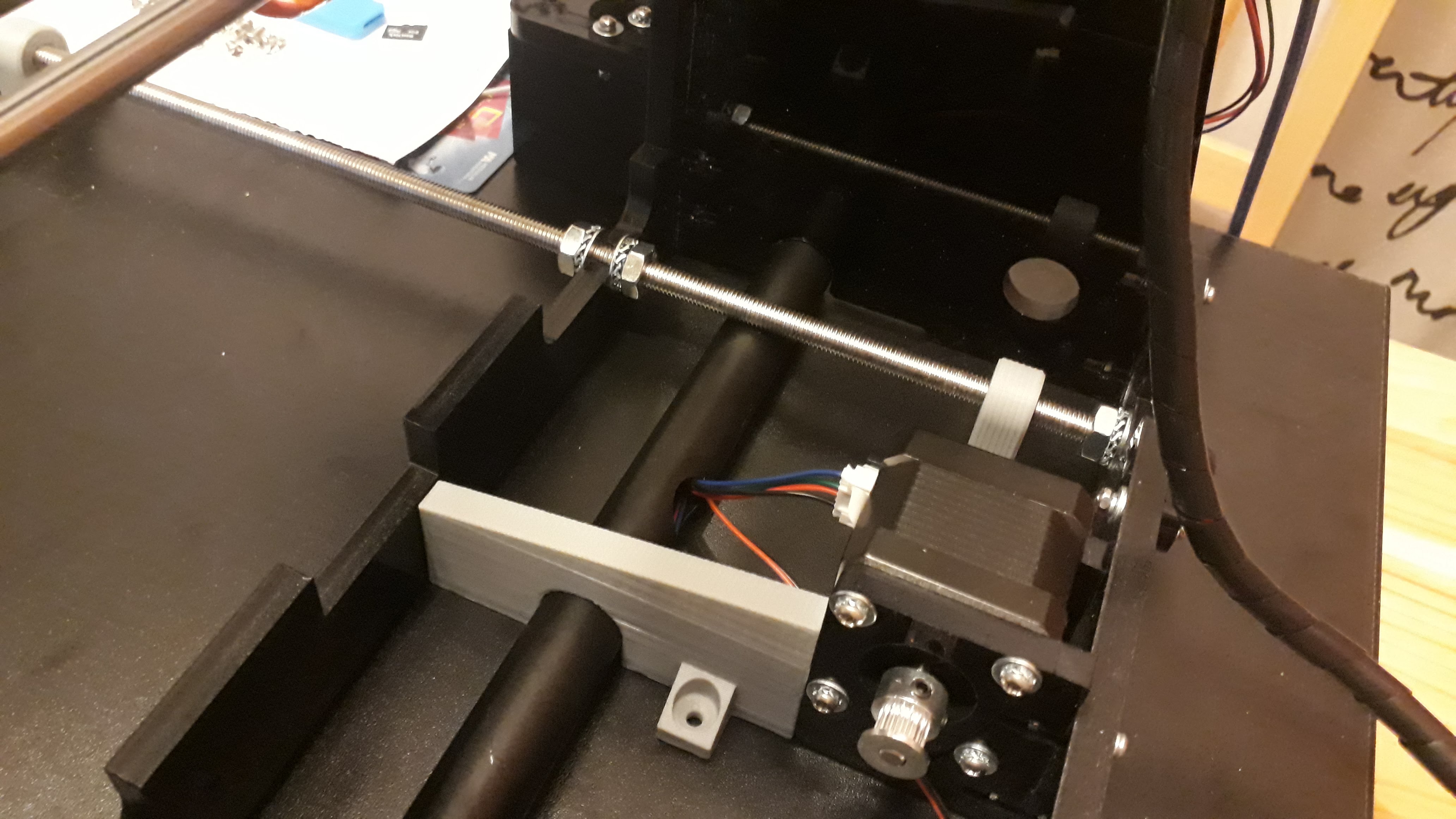 Anet A8 Y-Axis stabilisation (with hole)