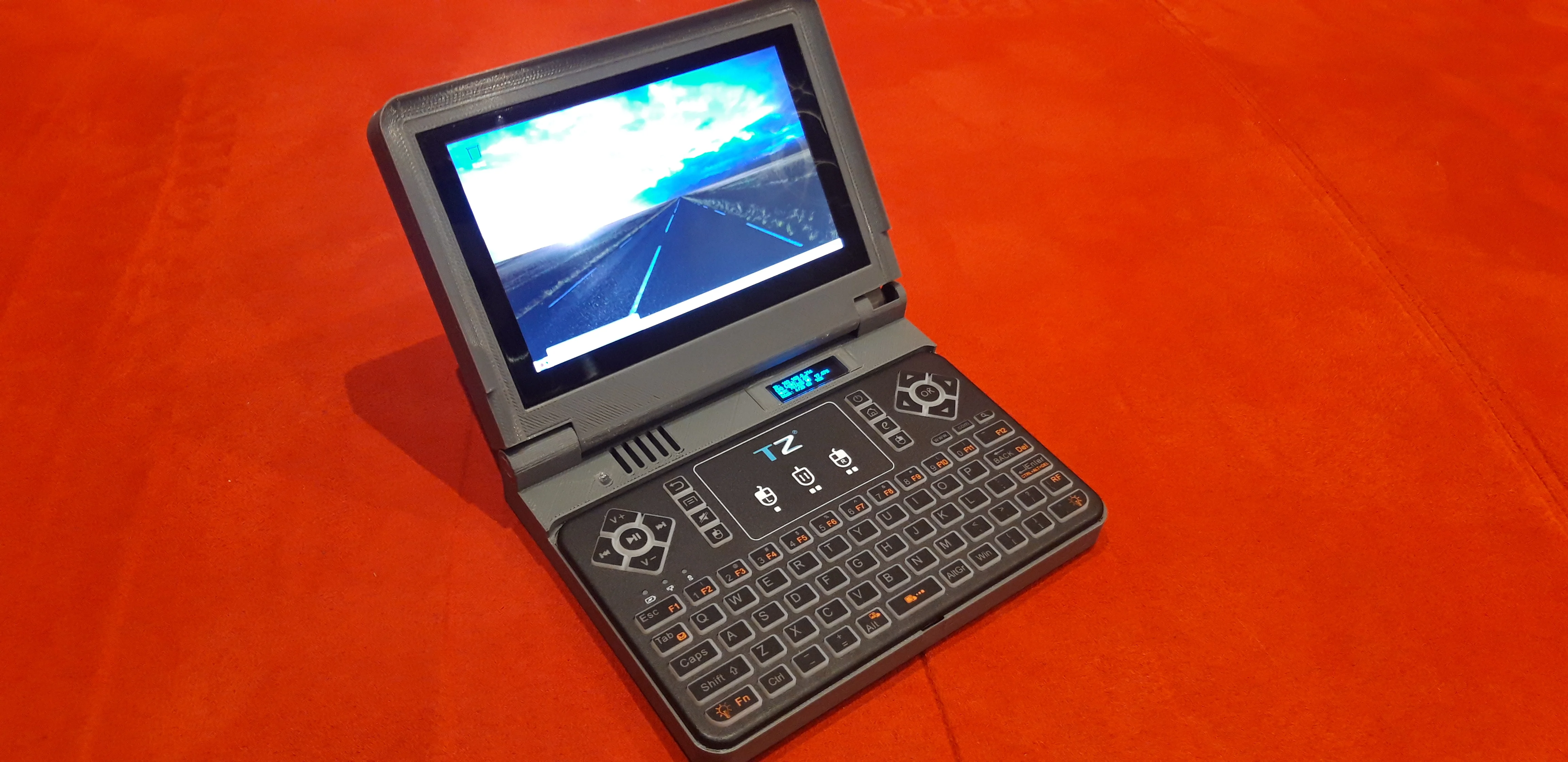 RPI 3A+ Waveshare 5 inch H UMPC (raspberry mini laptop / palmtop)