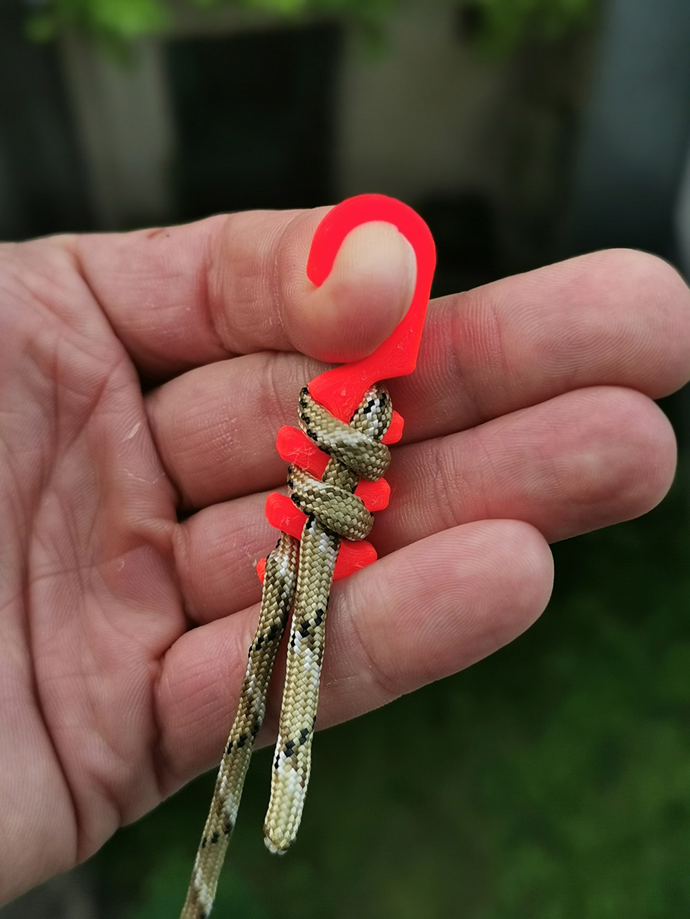 Paracord hook