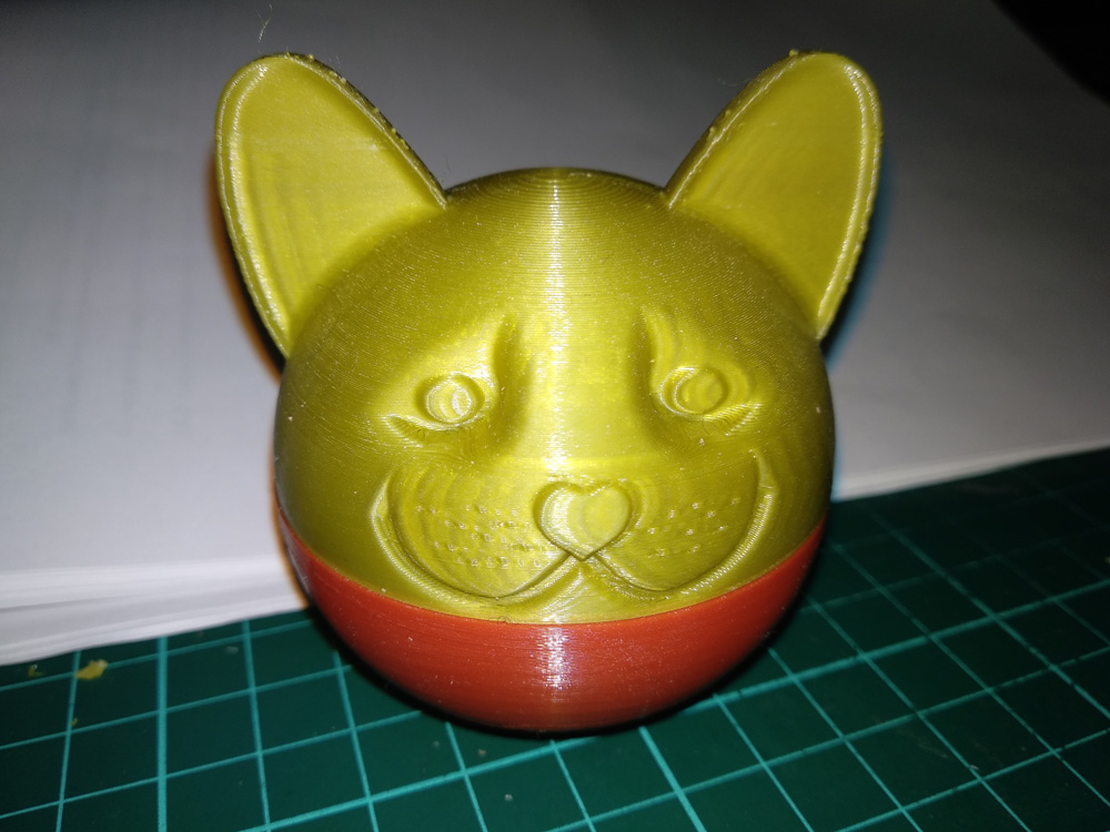 Frog and Cat toy casket