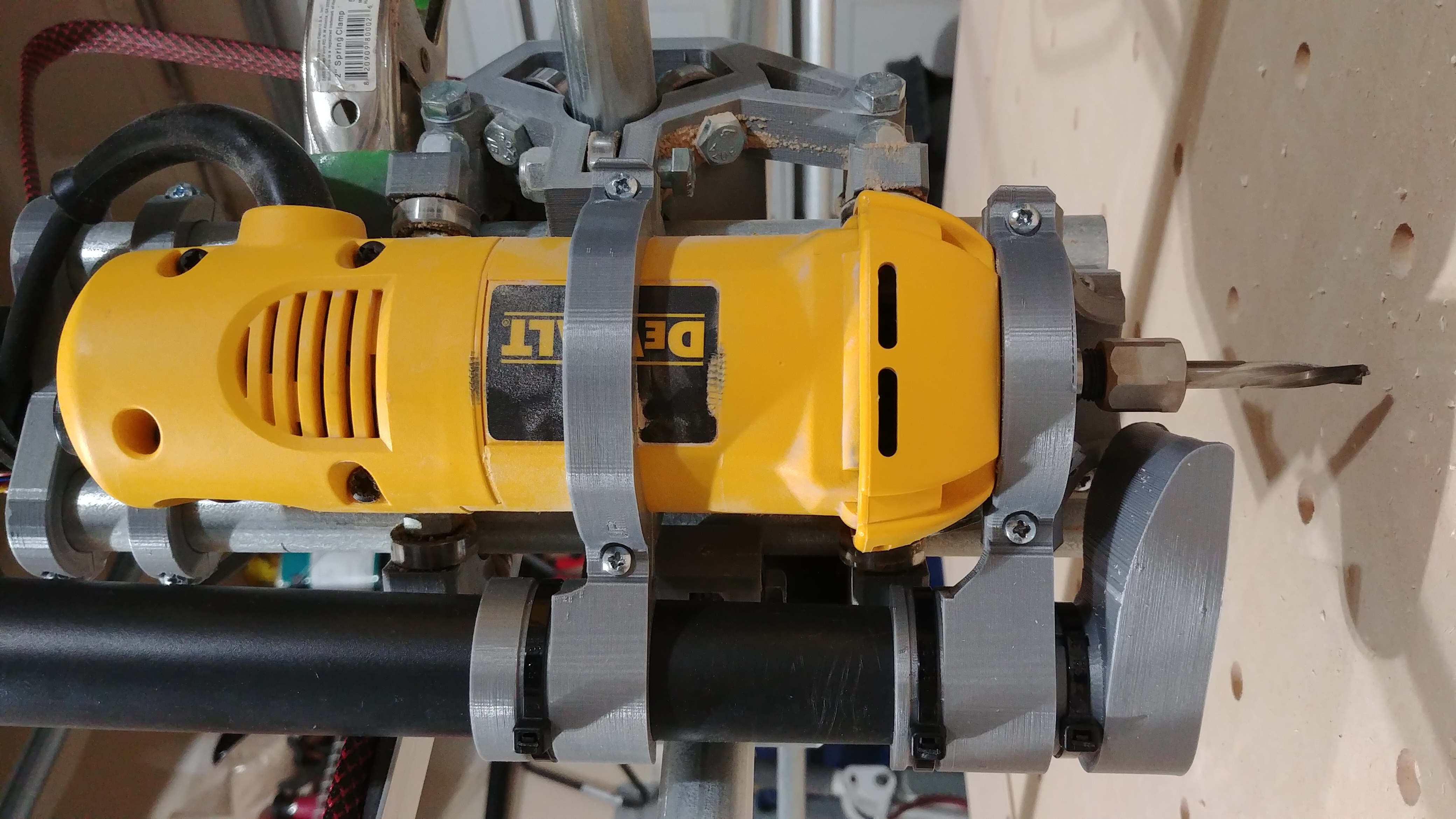 MPCNC Burly Dewalt 660 Vaccum Hose Mount