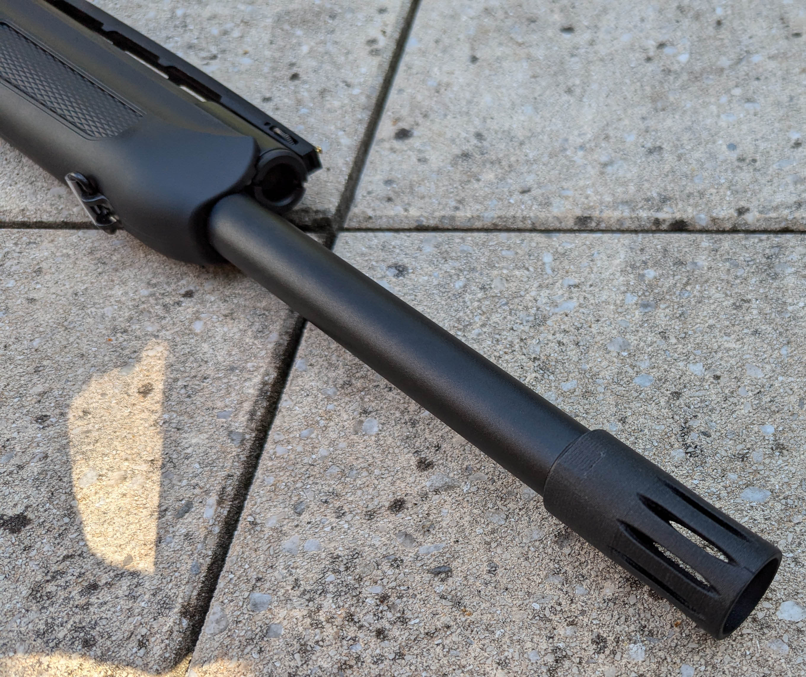 Tokyo Marui Saiga flash hider