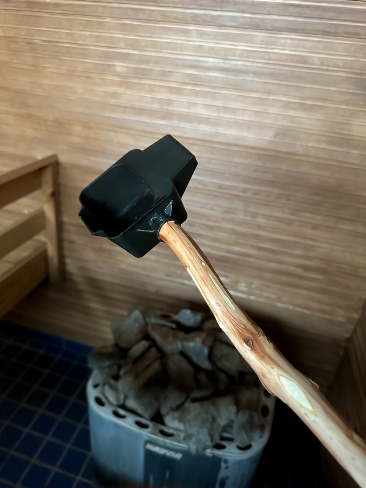 Sauna latle, Saunakauha, Löyly