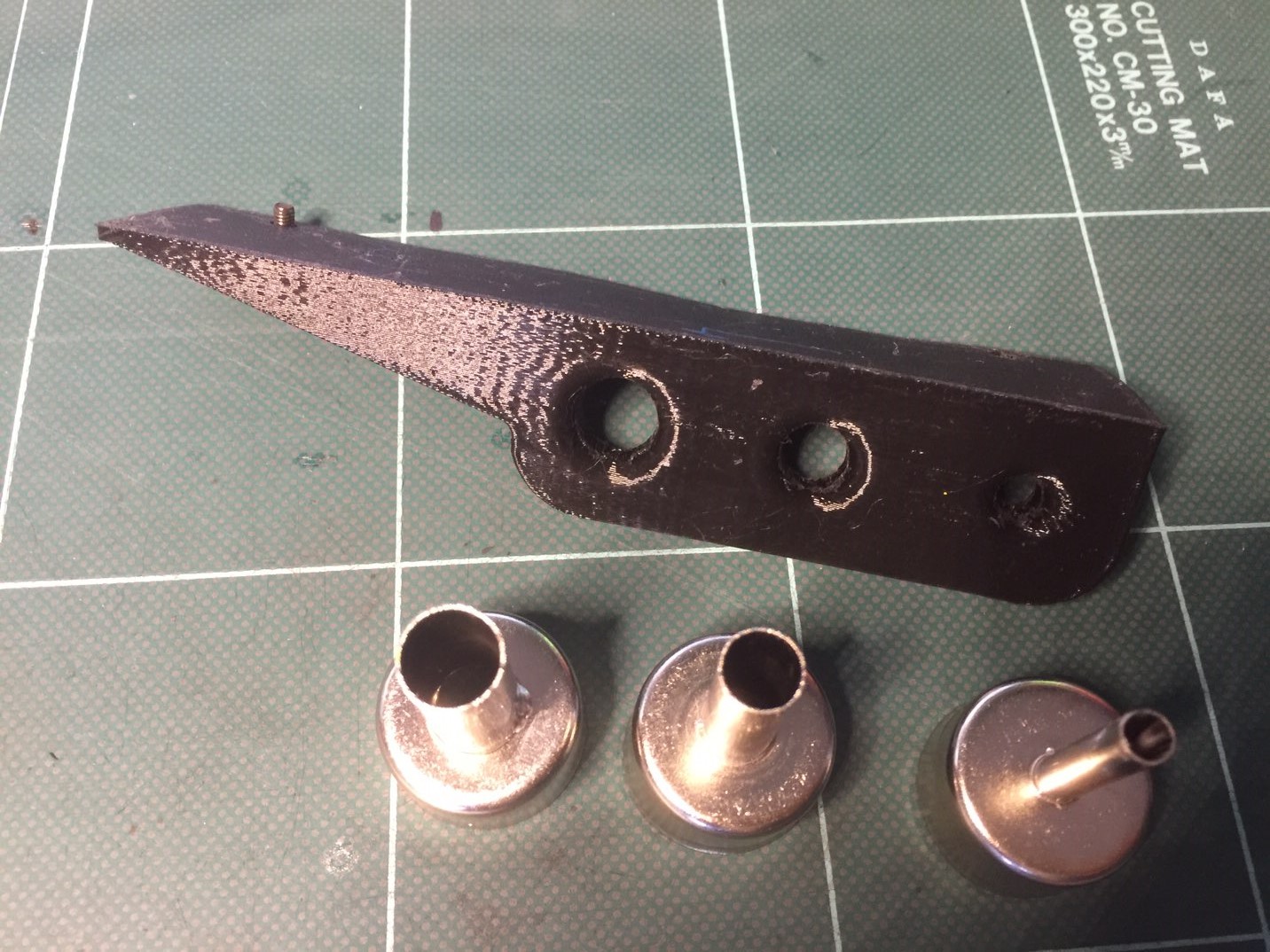 Rangement de buses pour station de soudage CMS HUAYU 898D (Nozzle storage for SMD Hot Air Rework Station)